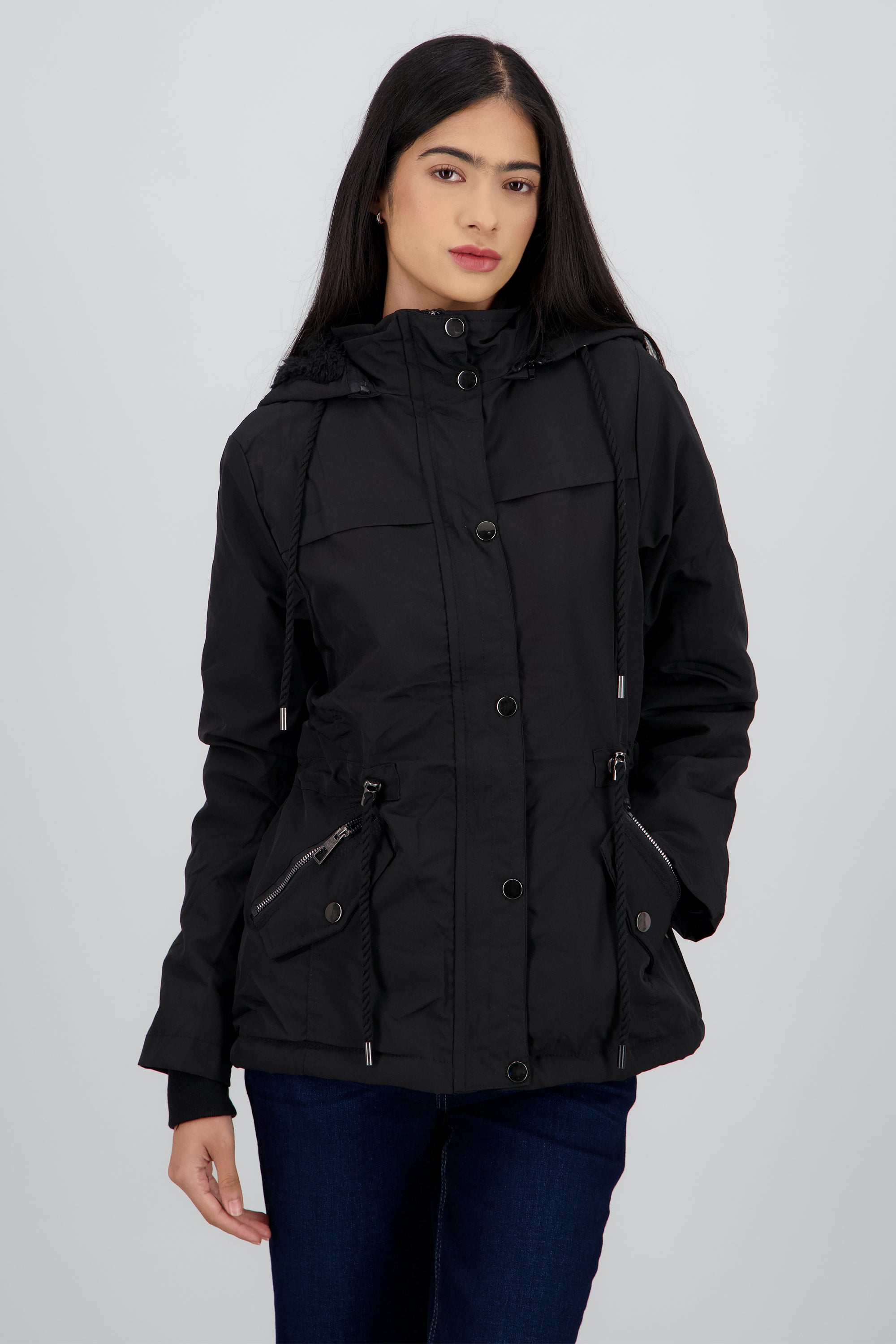 GABARDINA BOLSA Y JARETA NEGRO