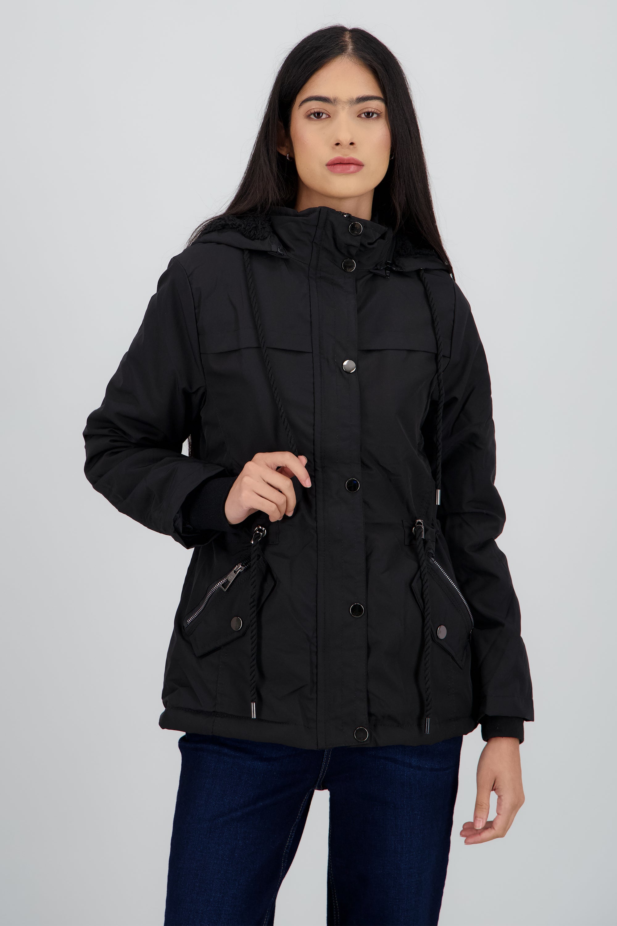GABARDINA BOLSA Y JARETA NEGRO