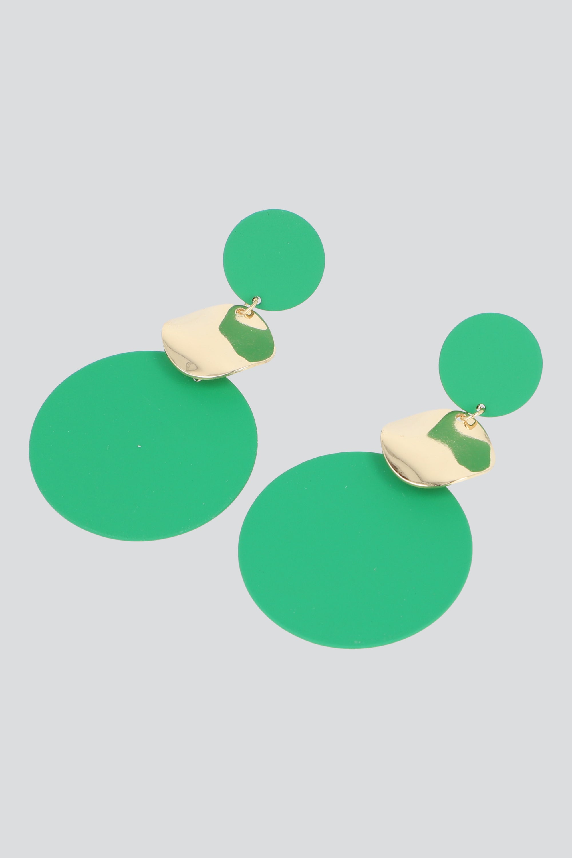 ARETES TRIPLE CIRCULO COLOR VERDE