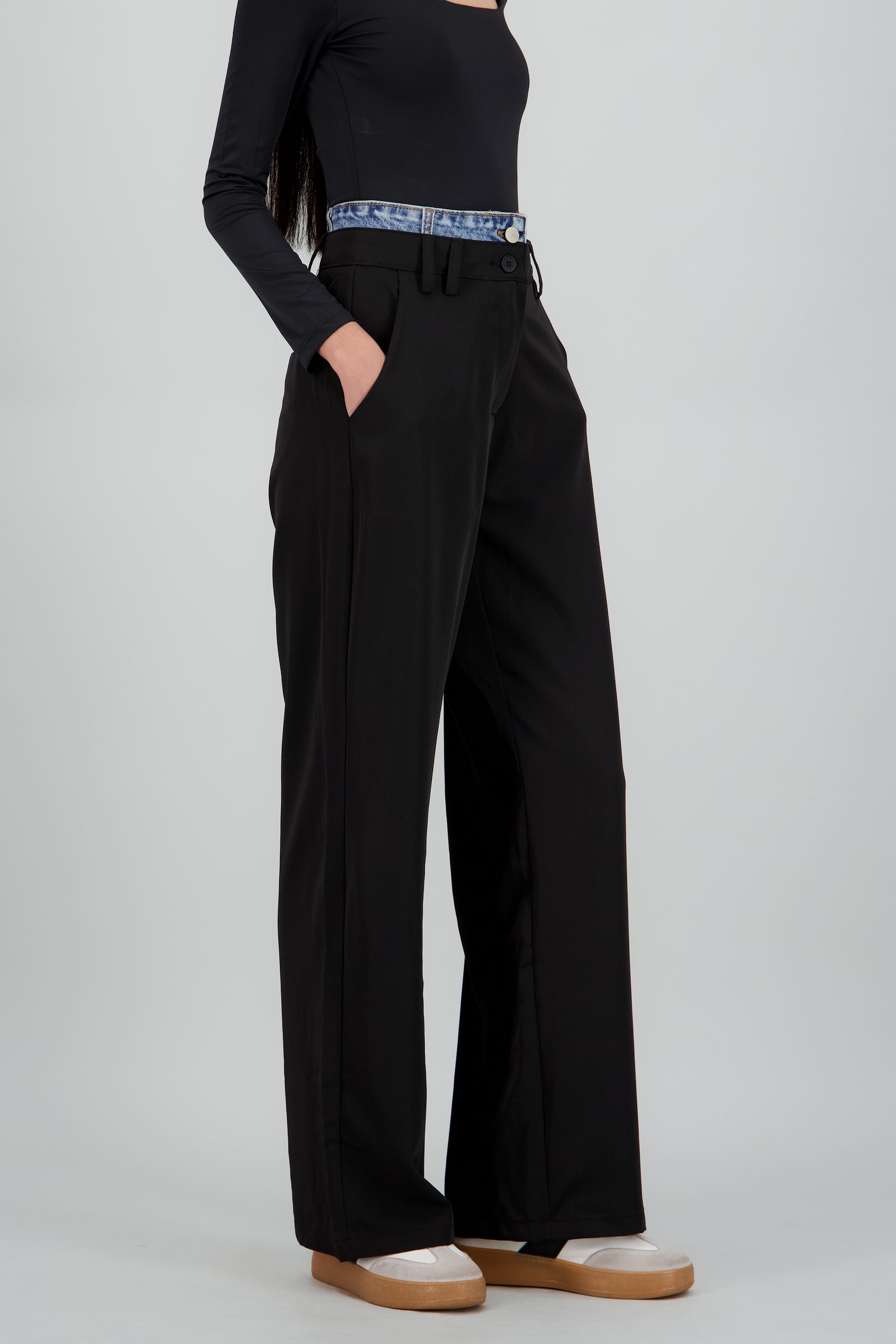 Pantalon liso doble pretina NEGRO