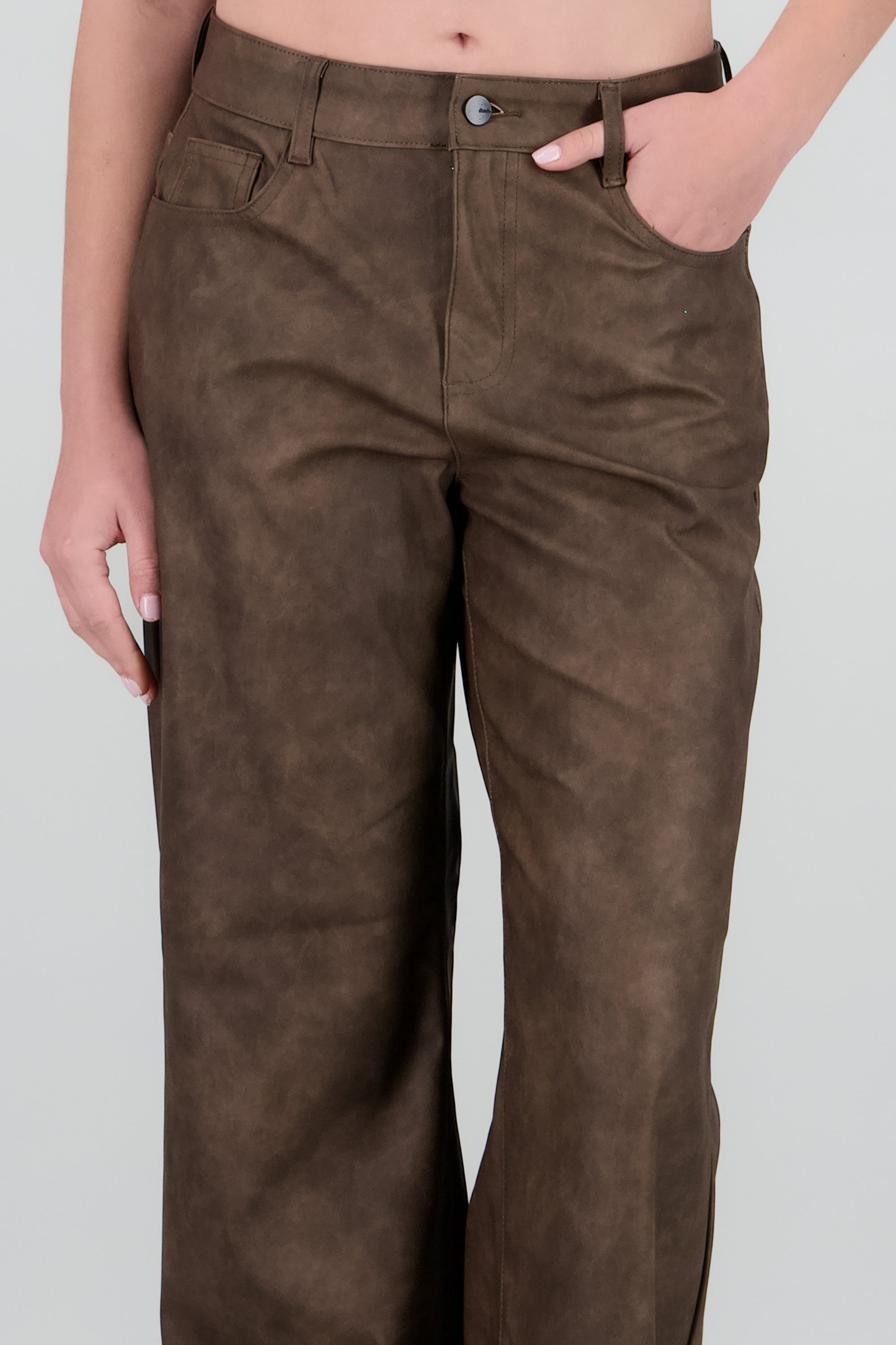 Pantalon recto pu desgaste CHOCOLATE