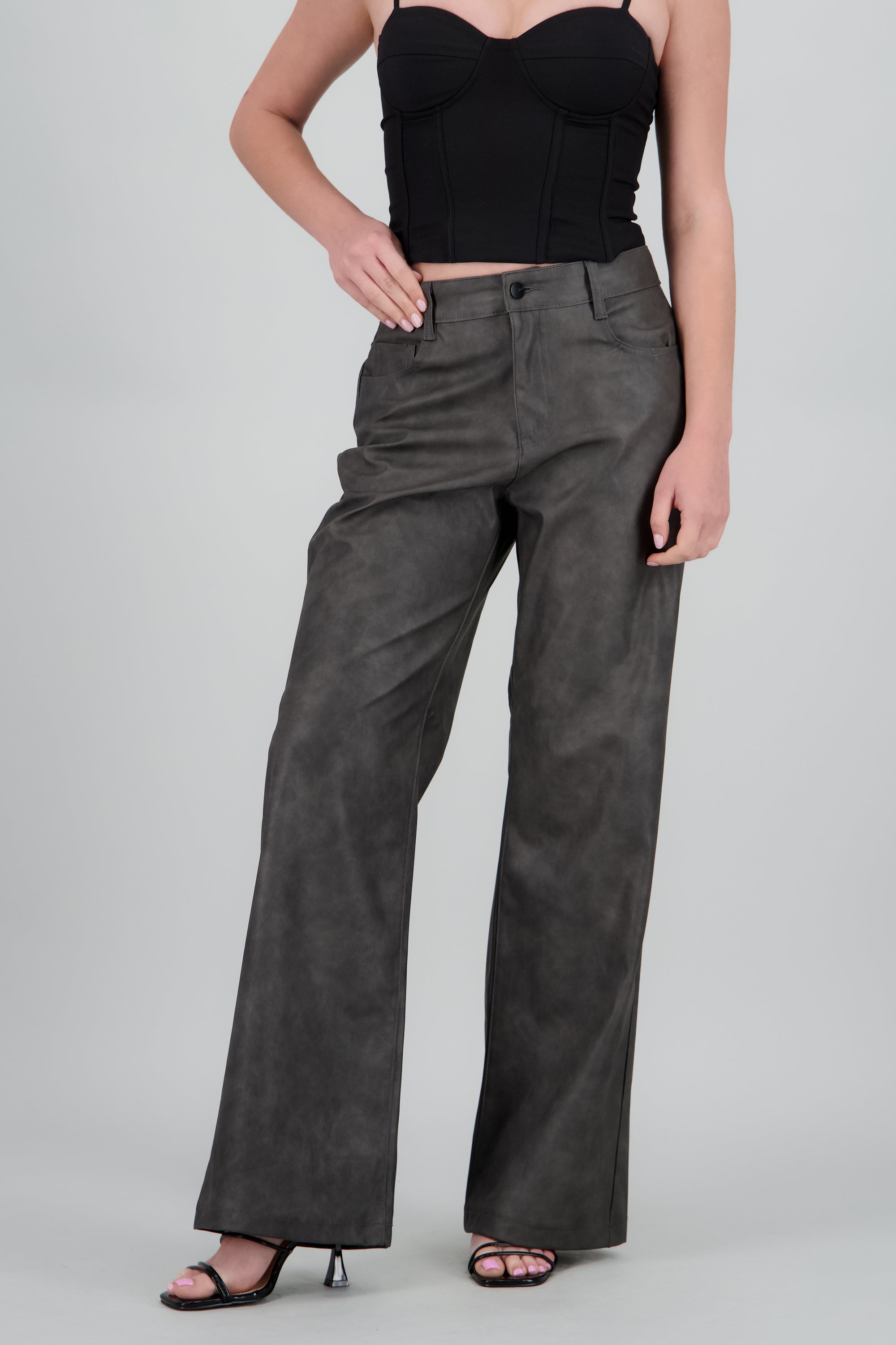 Pantalon recto pu desgaste NEGRO