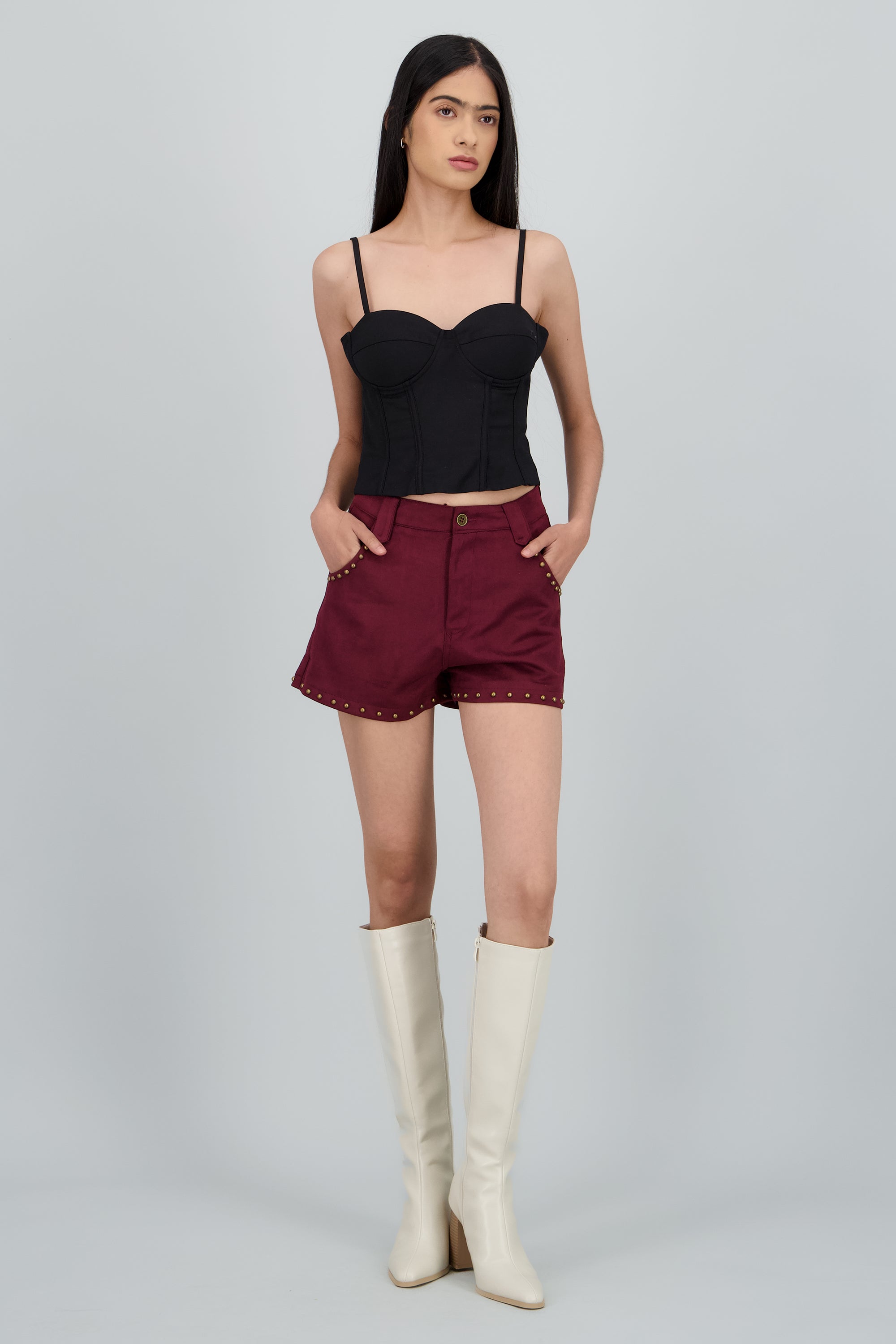 Short suede detalle estoperoles CIRUELA