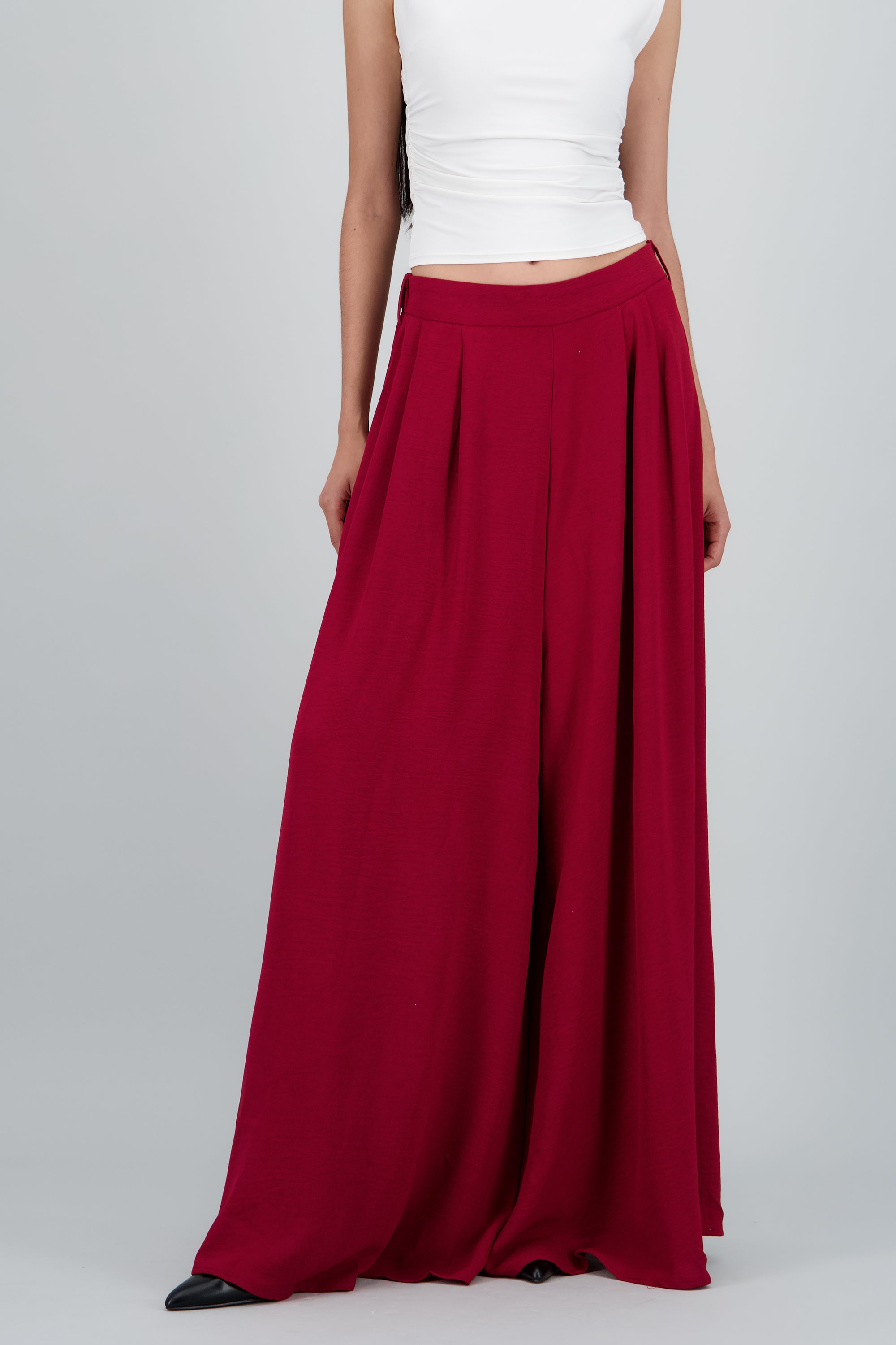 Pantalon wide leg liso con pretina CIRUELA