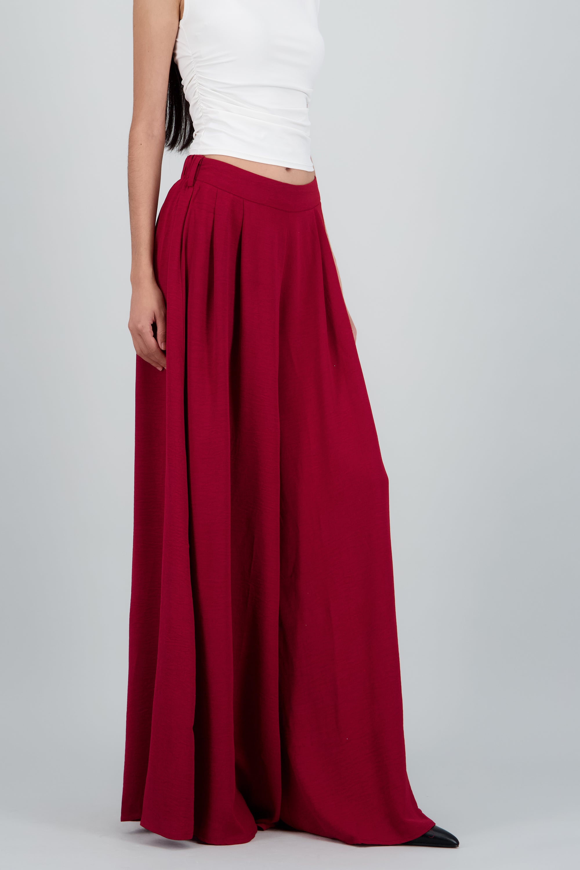 Pantalon wide leg liso con pretina CIRUELA