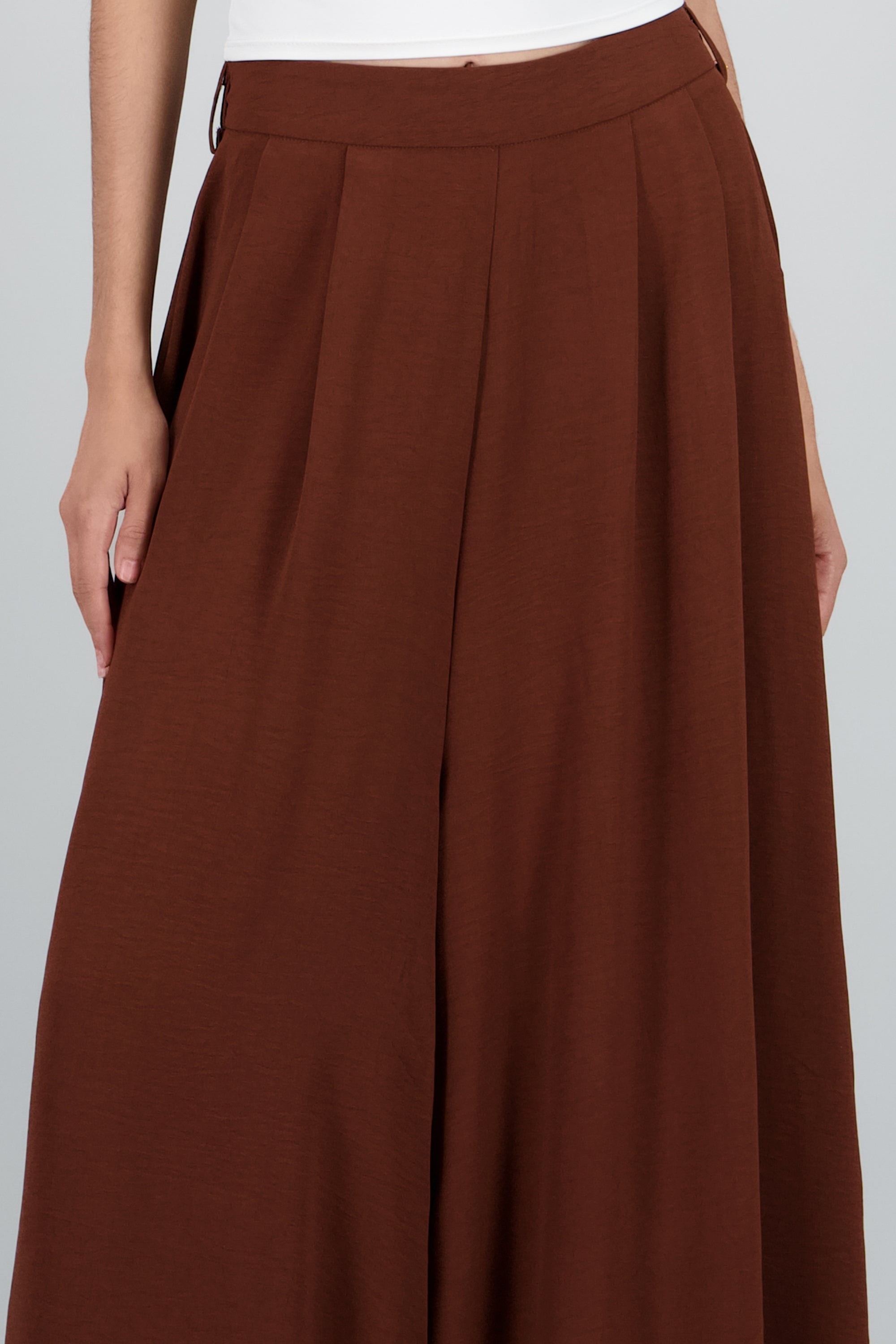 Pantalon wide leg liso con pretina CHOCOLATE