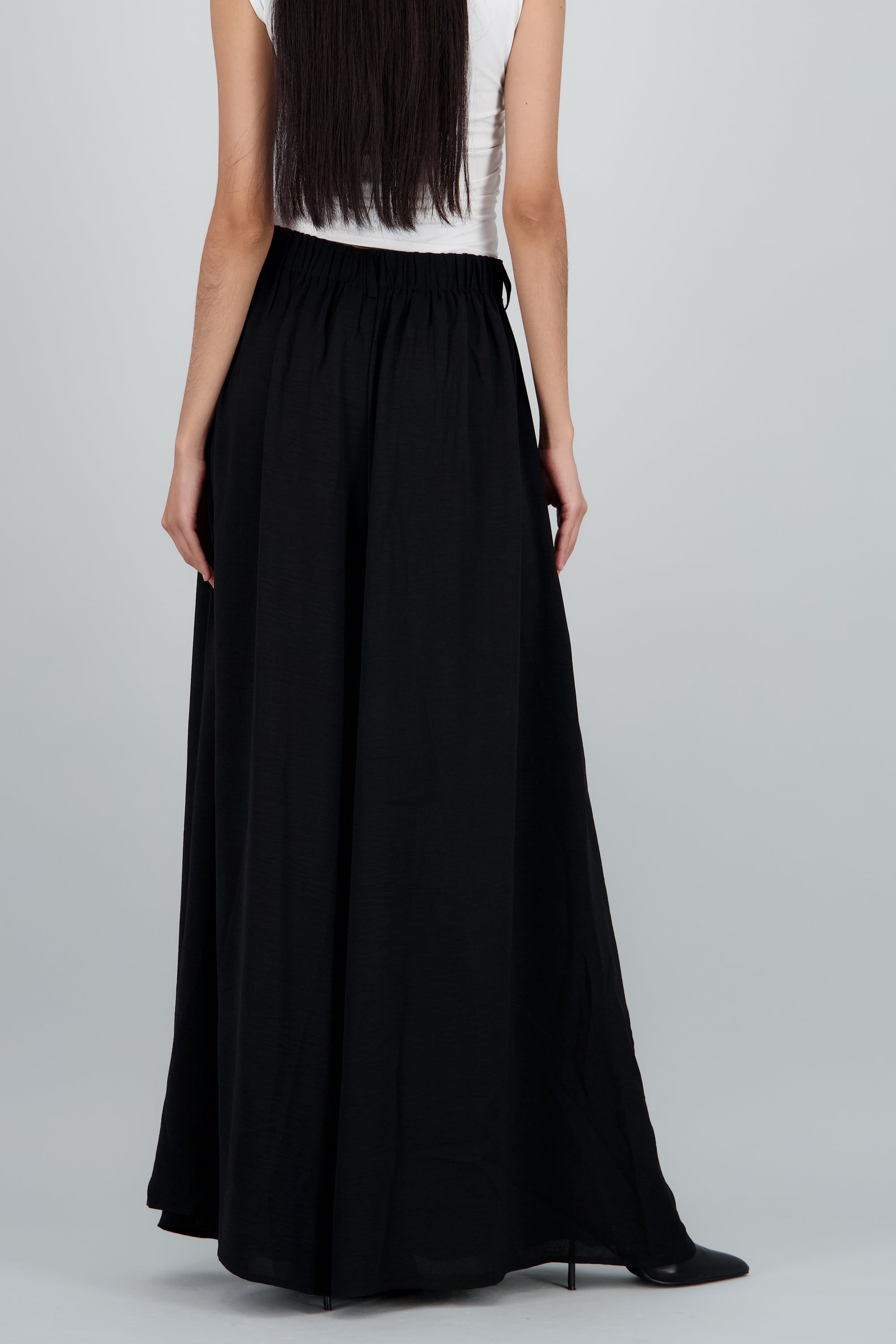 Pantalon wide leg liso con pretina NEGRO