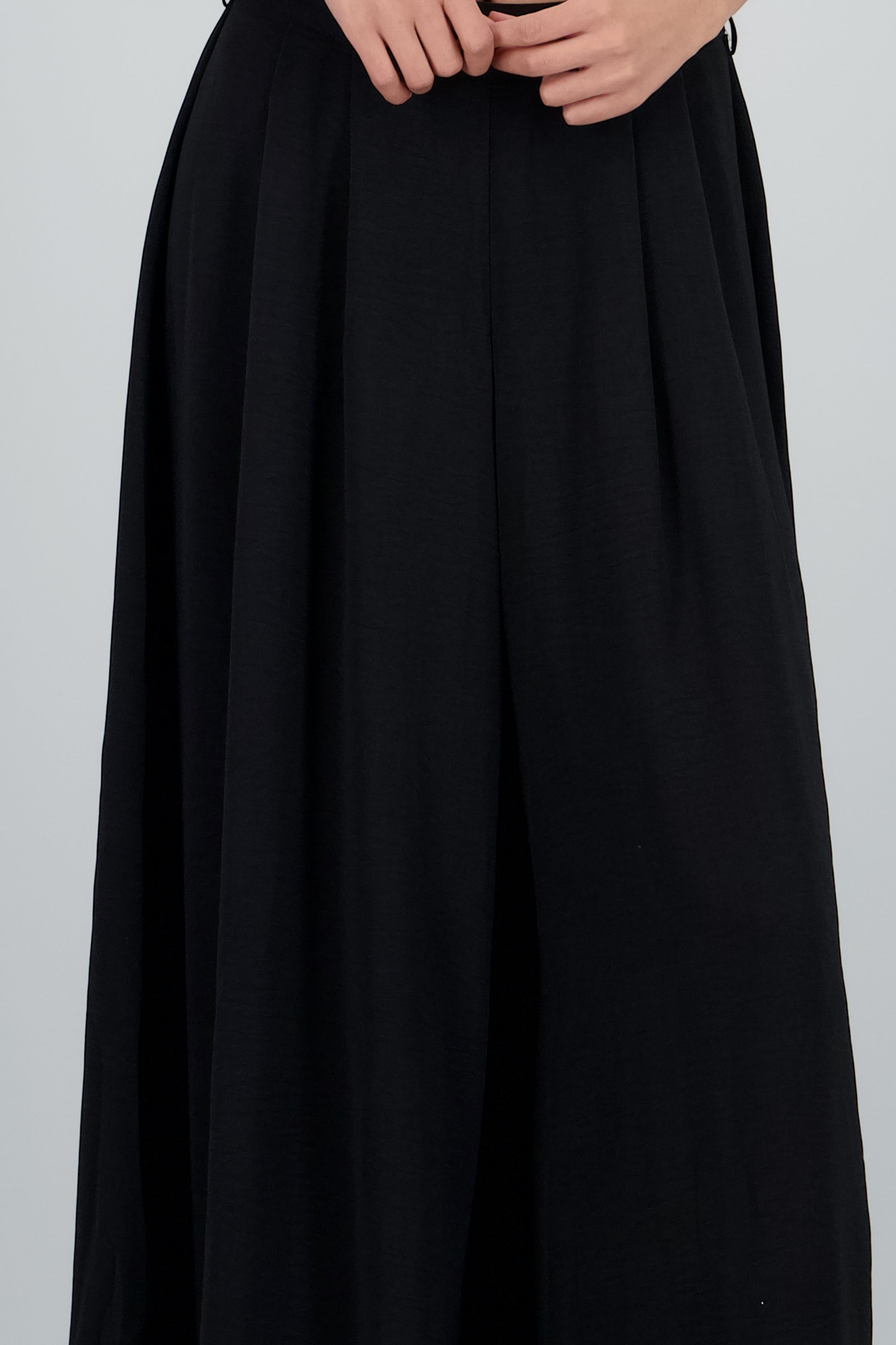 Pantalon wide leg liso con pretina NEGRO