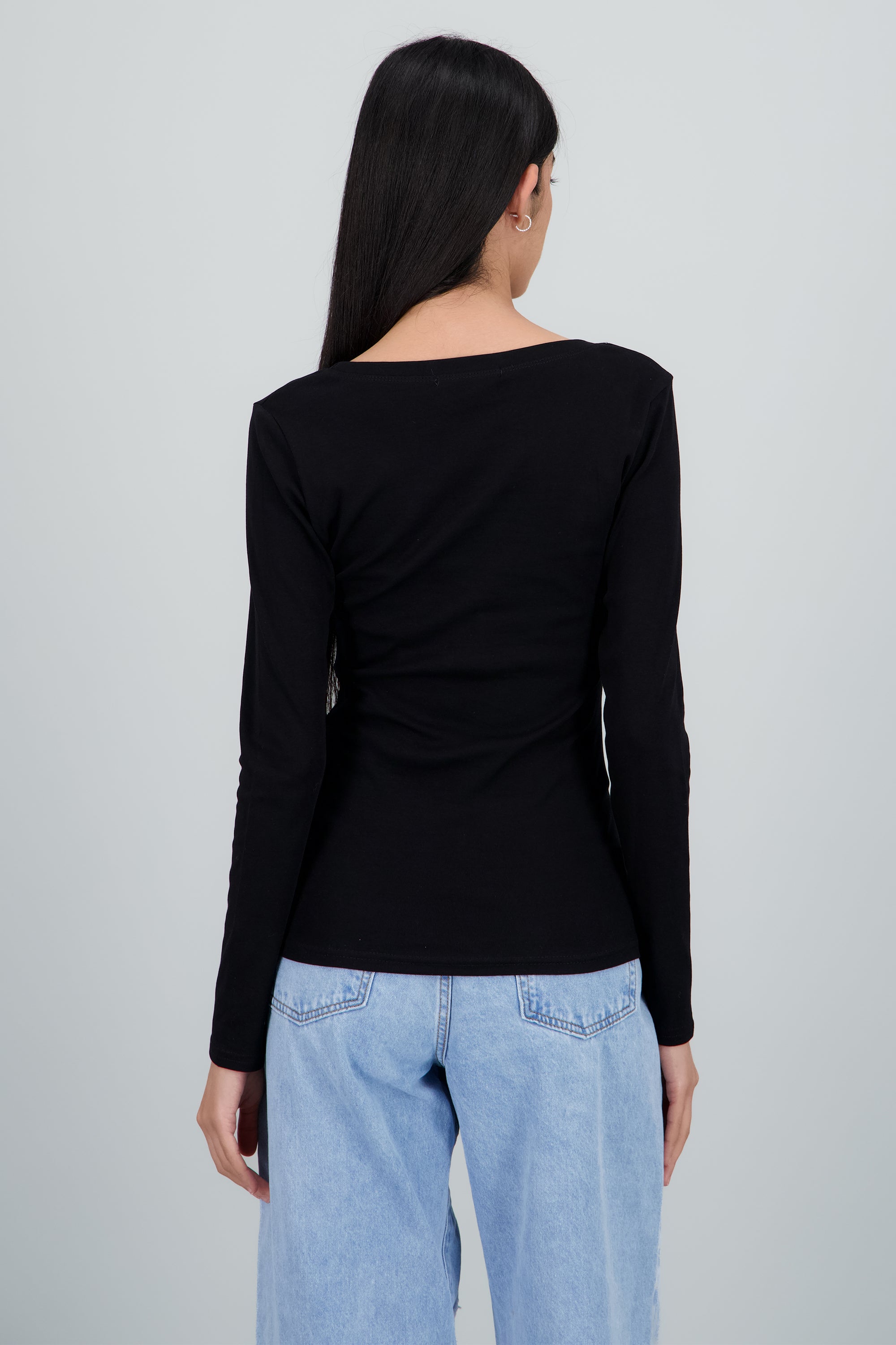 Top liso manga larga cuello redondo NEGRO