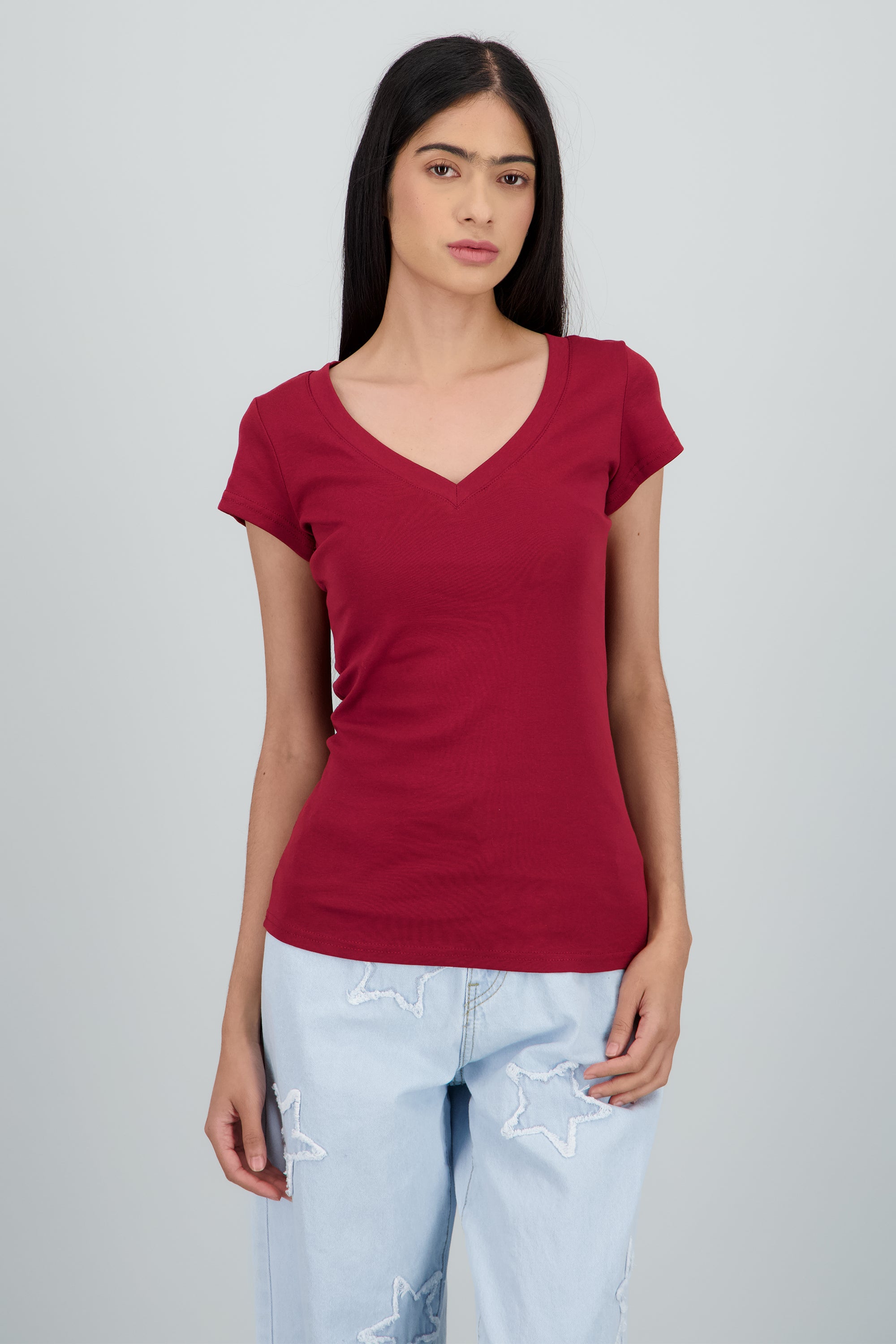 Playera lisa manga corta cuello v CIRUELA