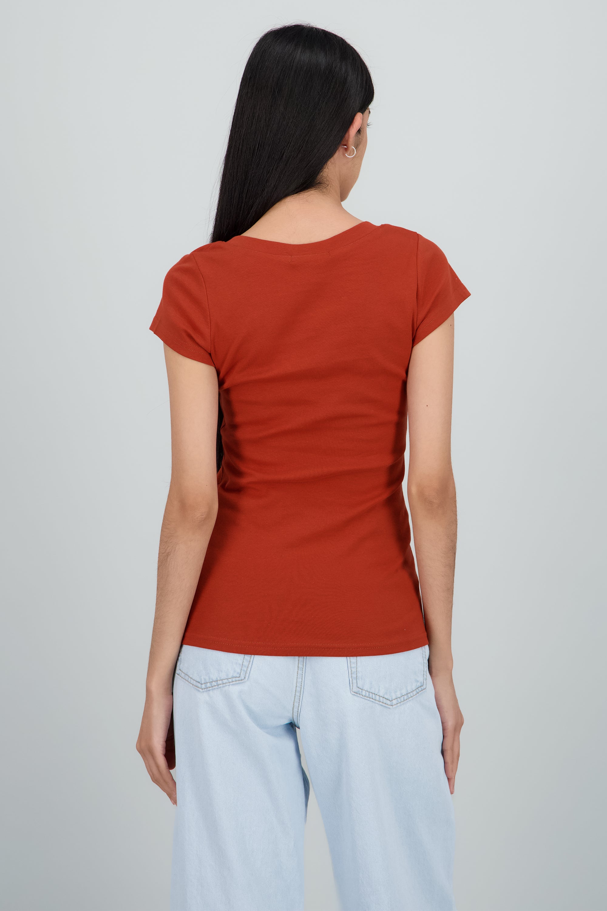 Playera lisa manga corta cuello v LADRILLO