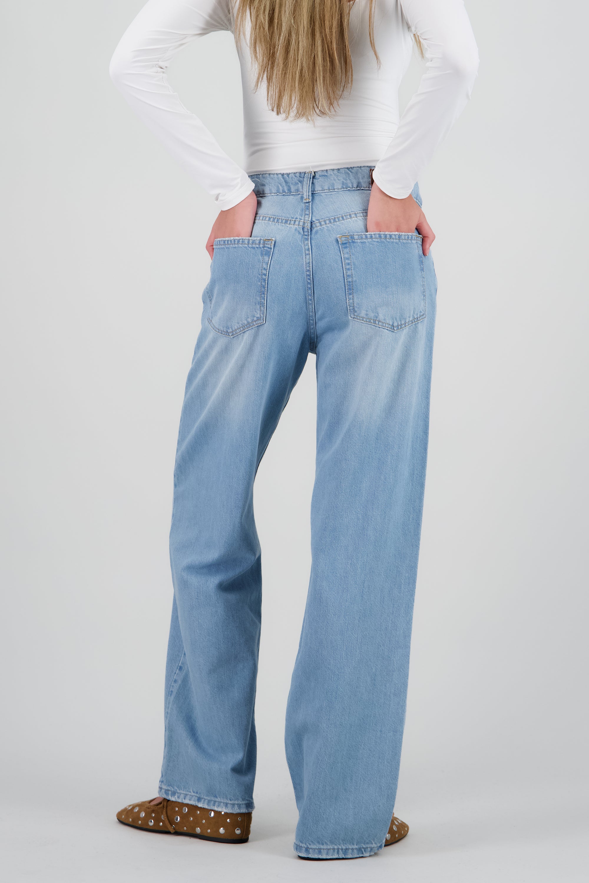 jeans straight mid rise BLEACHED
