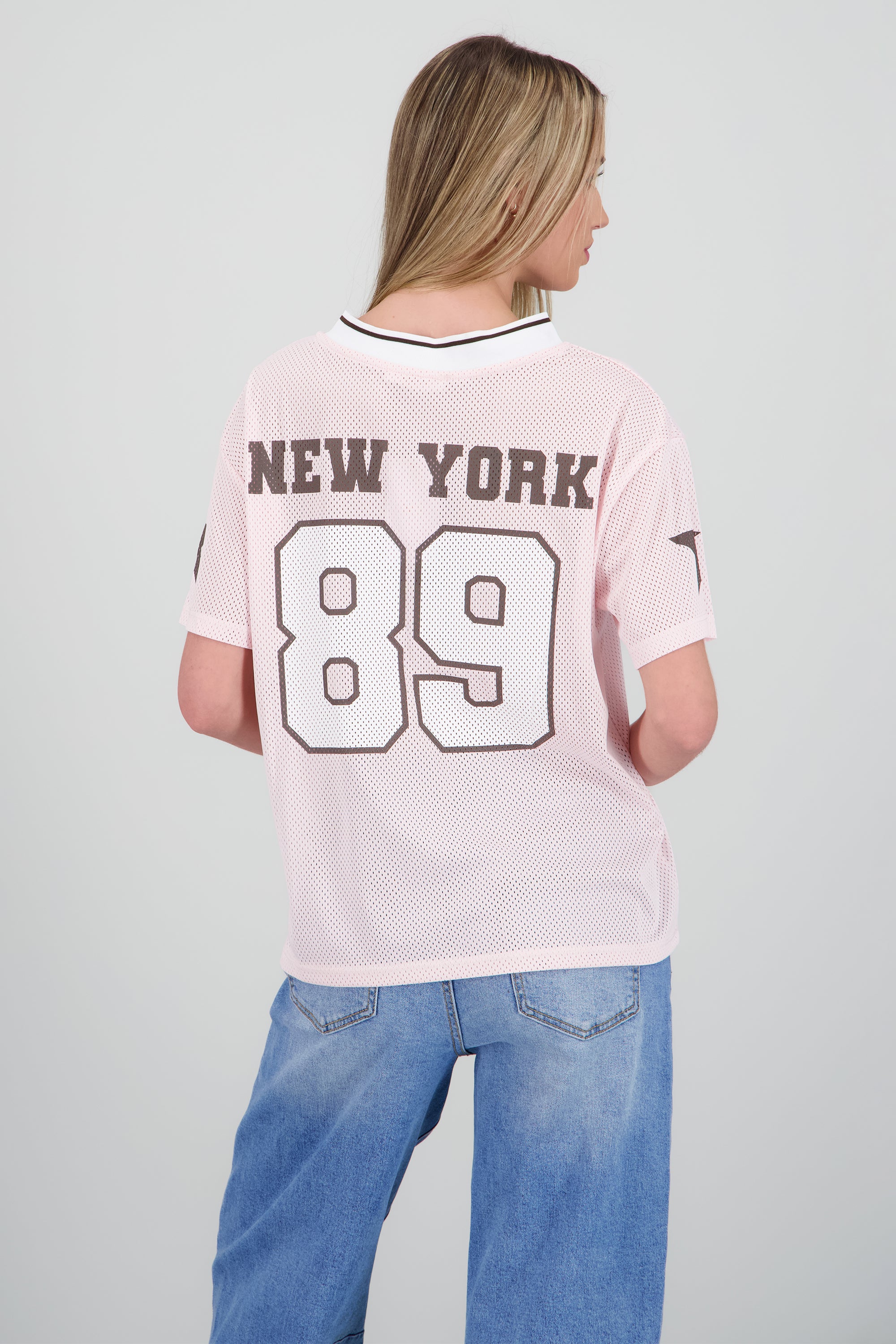 Playera estampado numero estrellas ROSA PASTEL