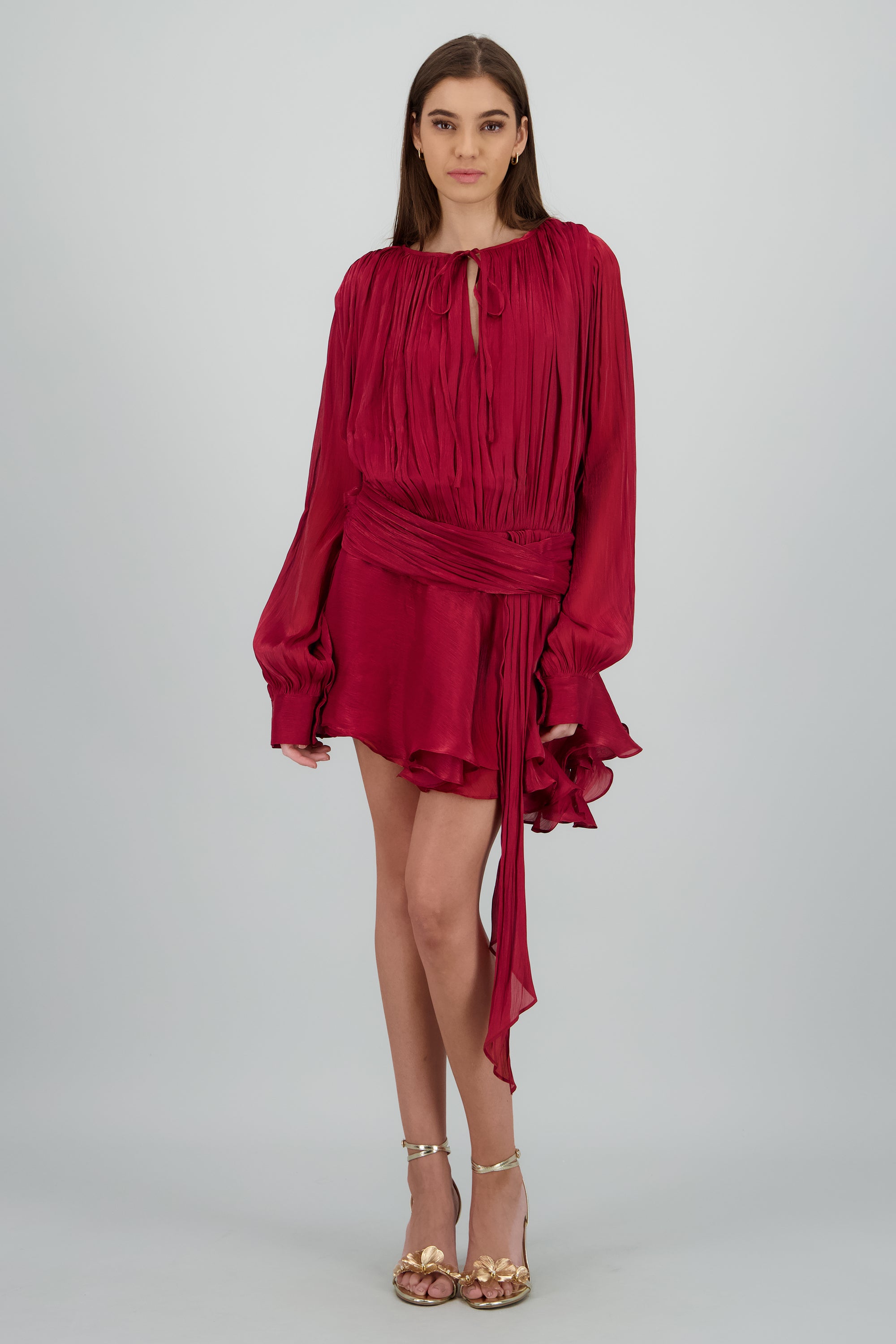 Vestido mini fluido plisado CIRUELA
