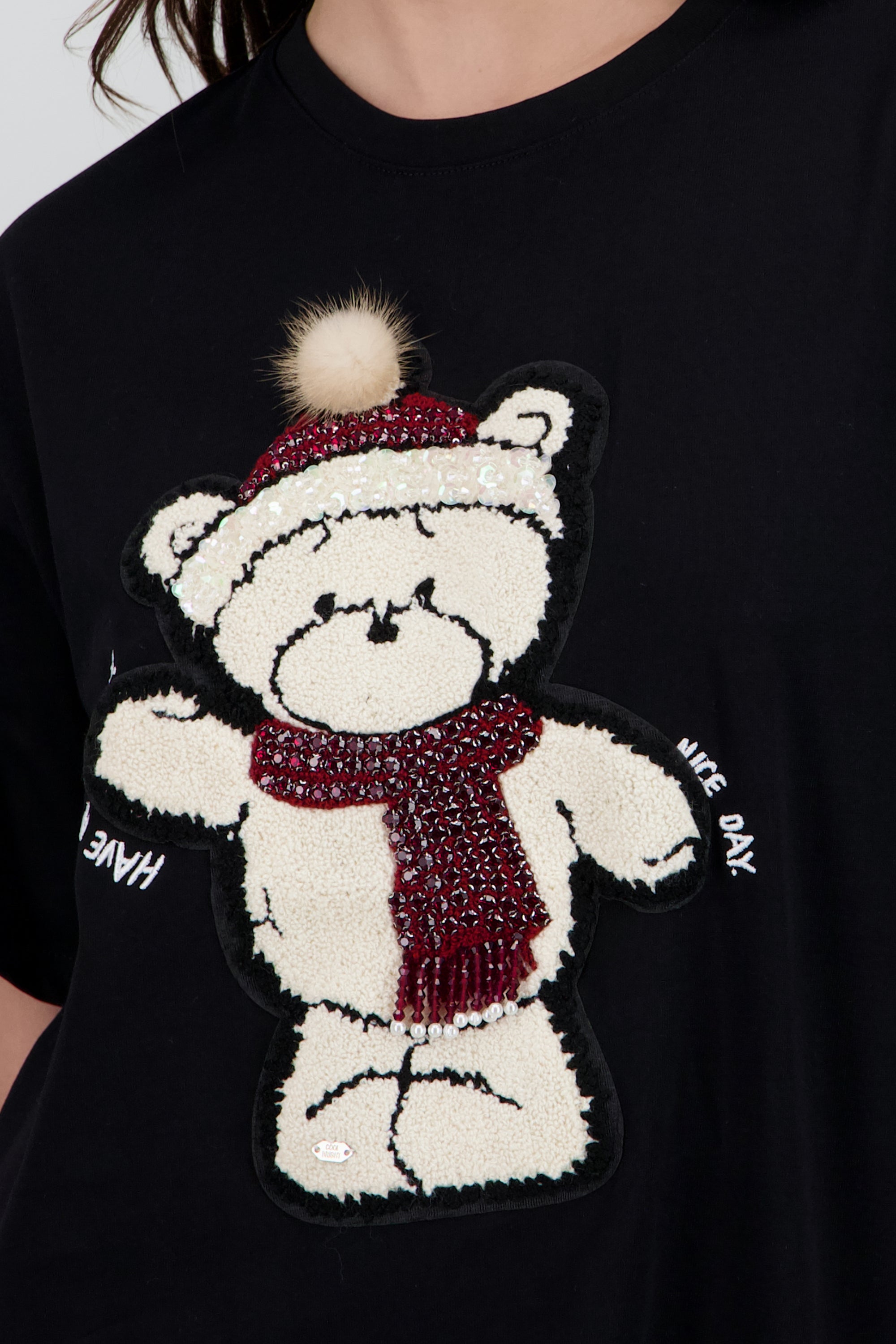 Playera manga corta oso textura NEGRO