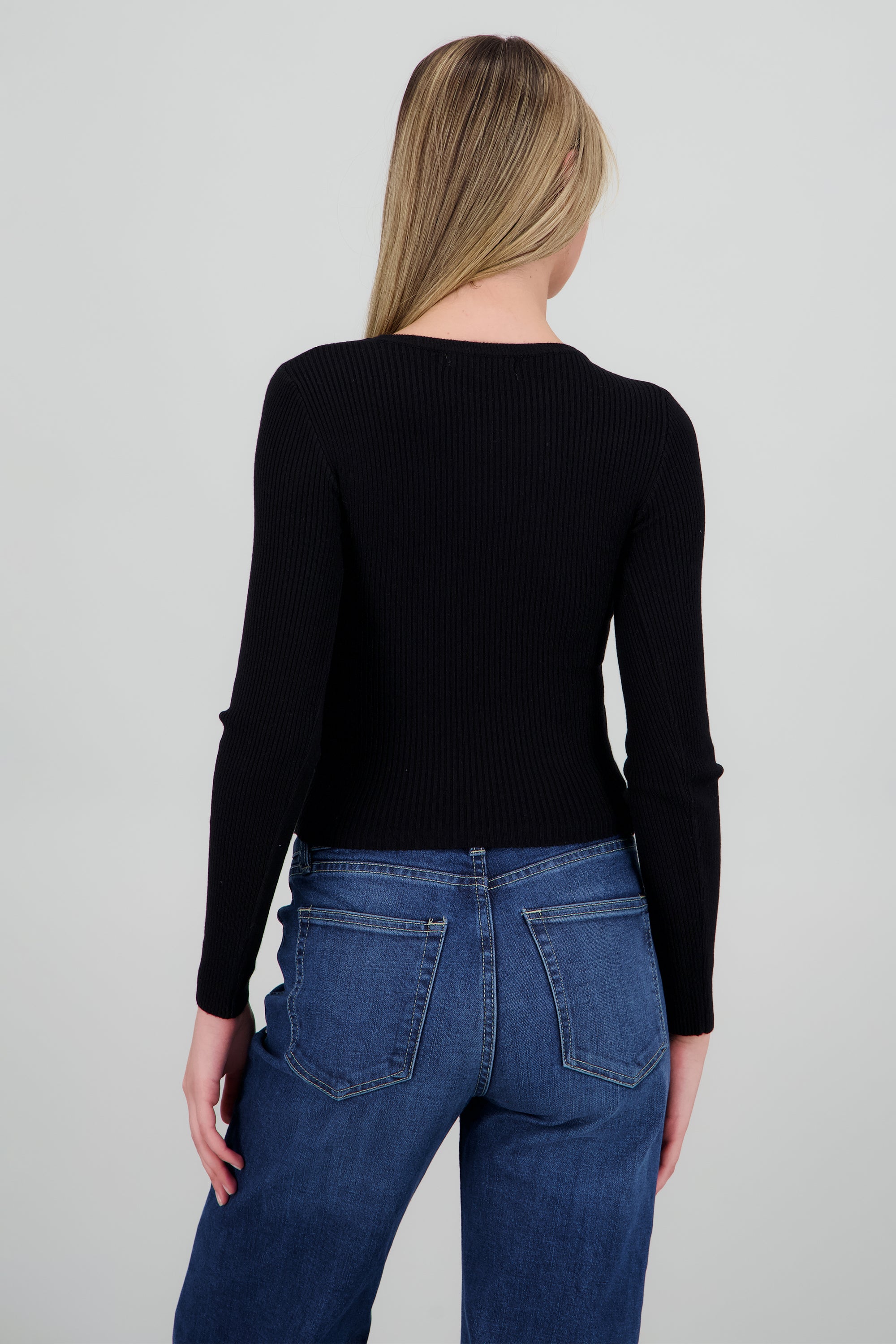 Top crop manga larga liso NEGRO