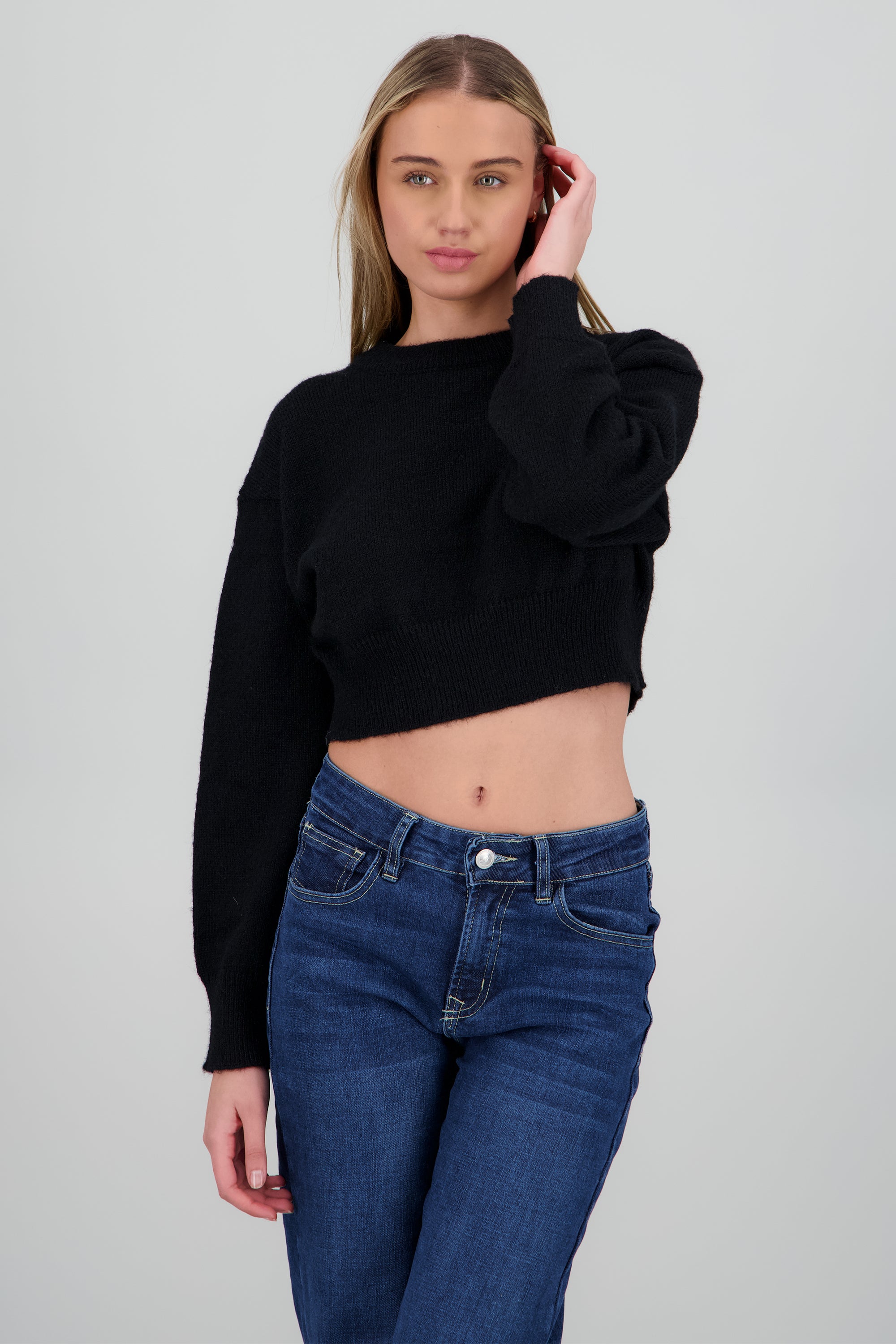 Sueter crop liso resorte NEGRO