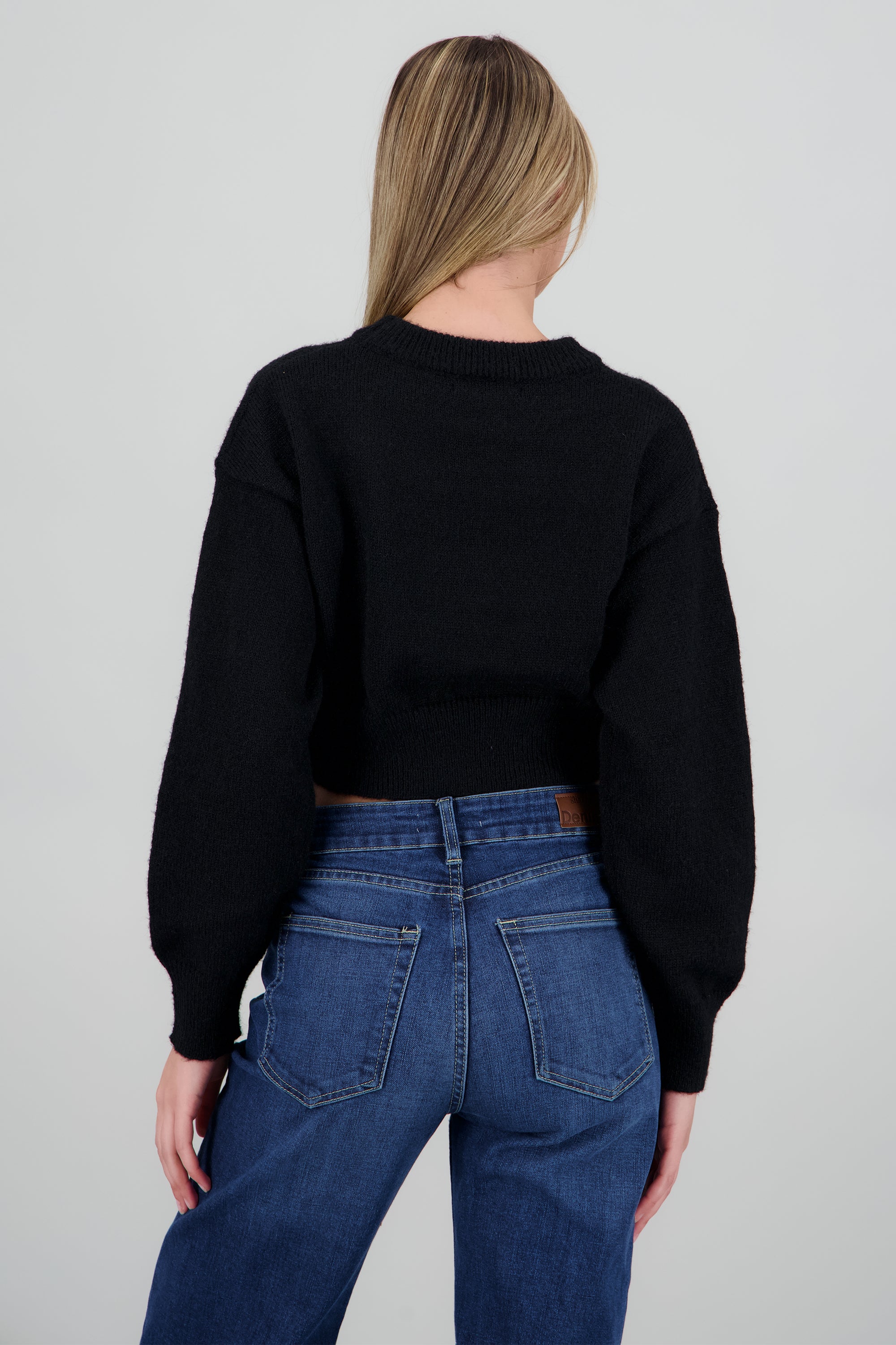 Sueter crop liso resorte NEGRO