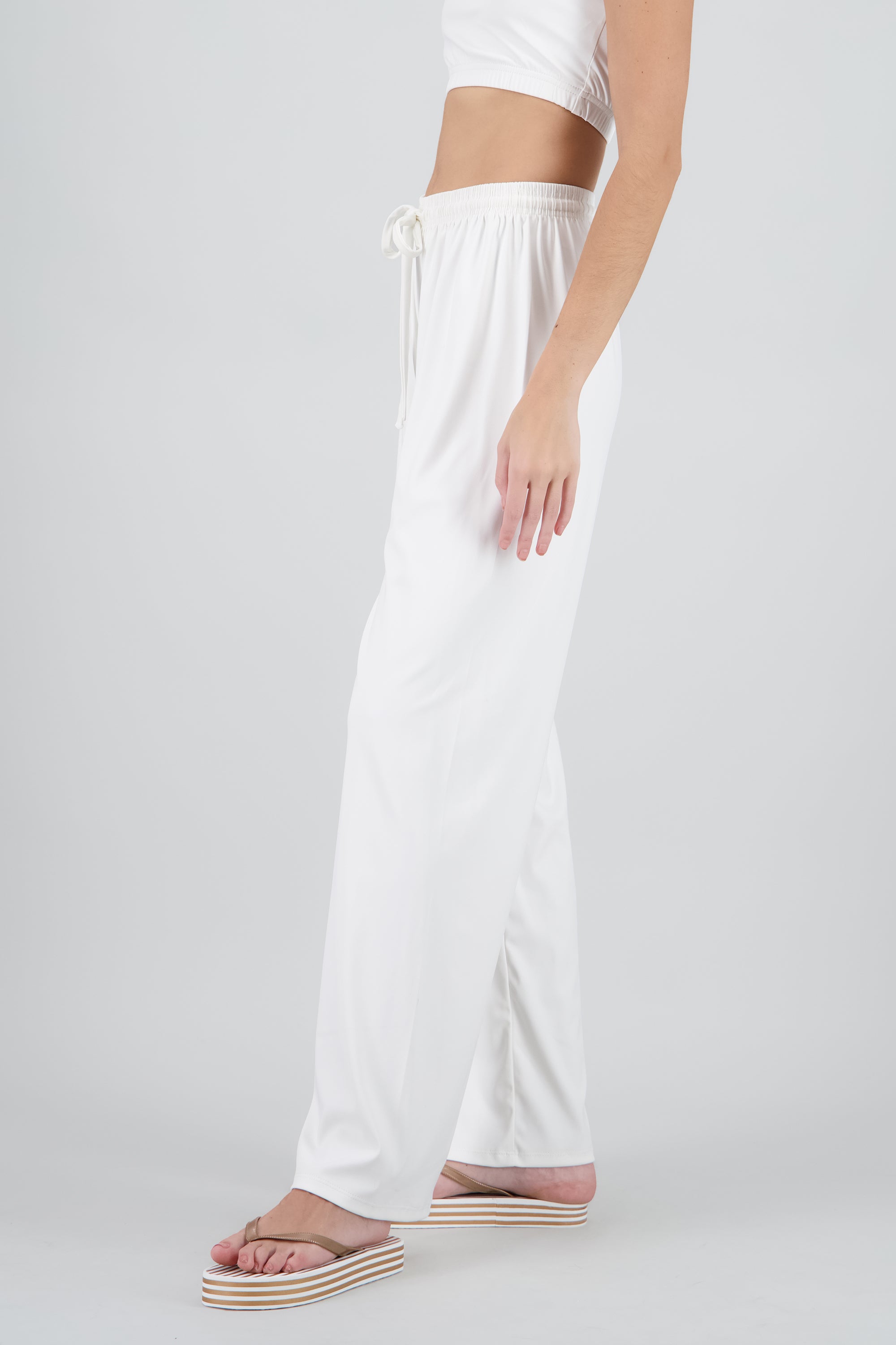 Pantalon fluido sin costuras HUESO