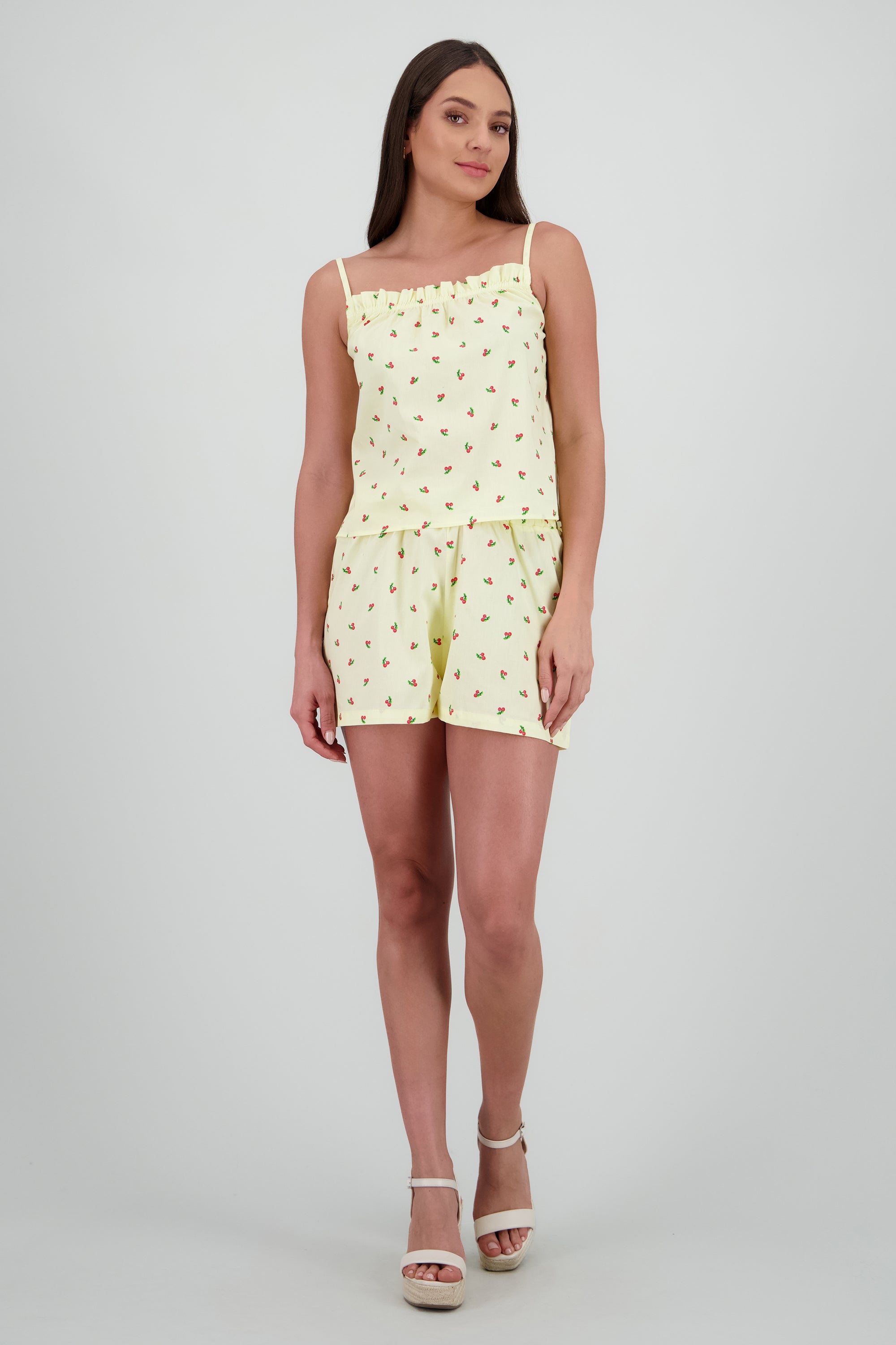 Shorts resorte detalle cerezas AMARILLO PASTEL