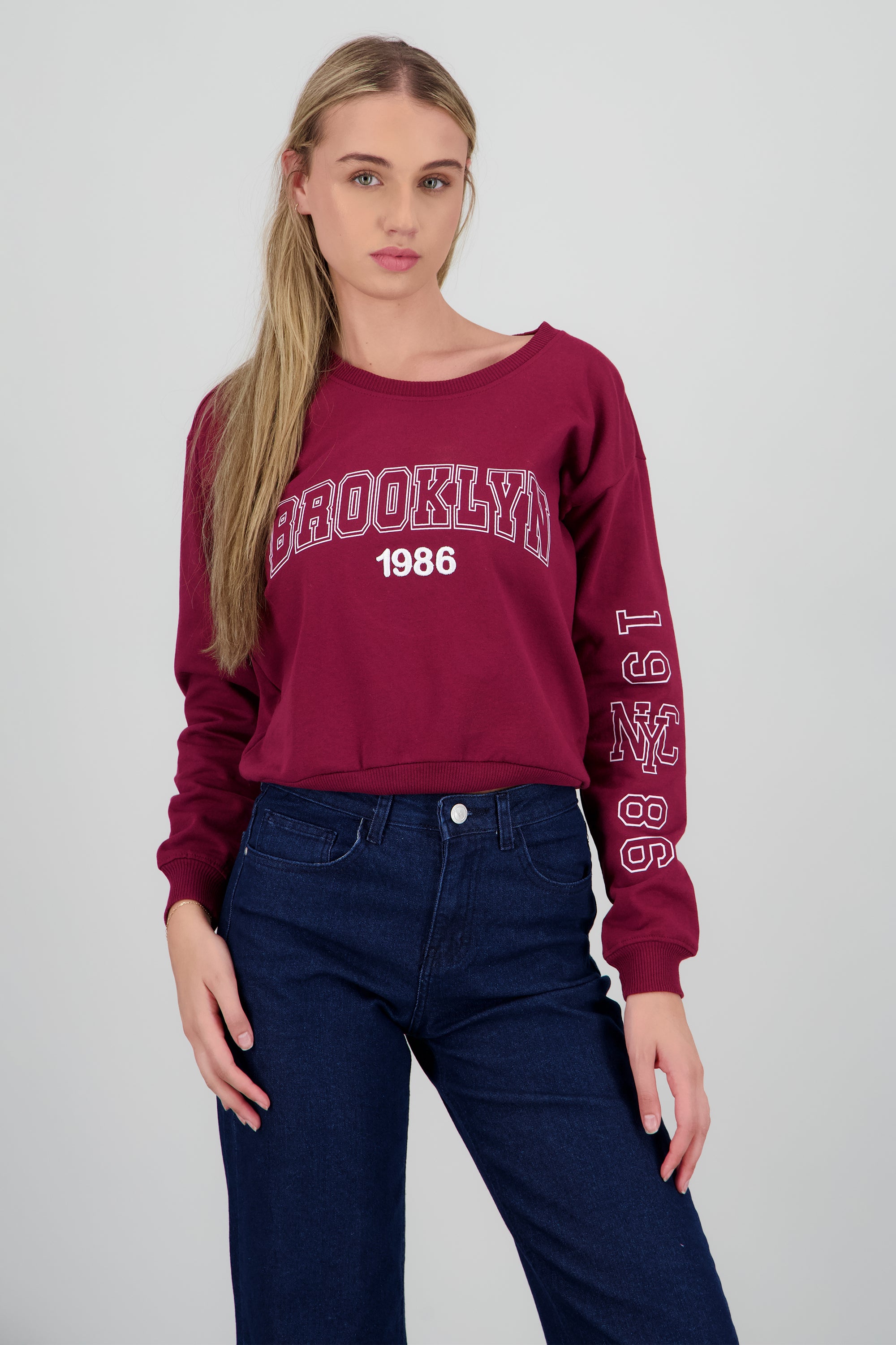 Sudadera brooklyn conjunto scrunchie VINO