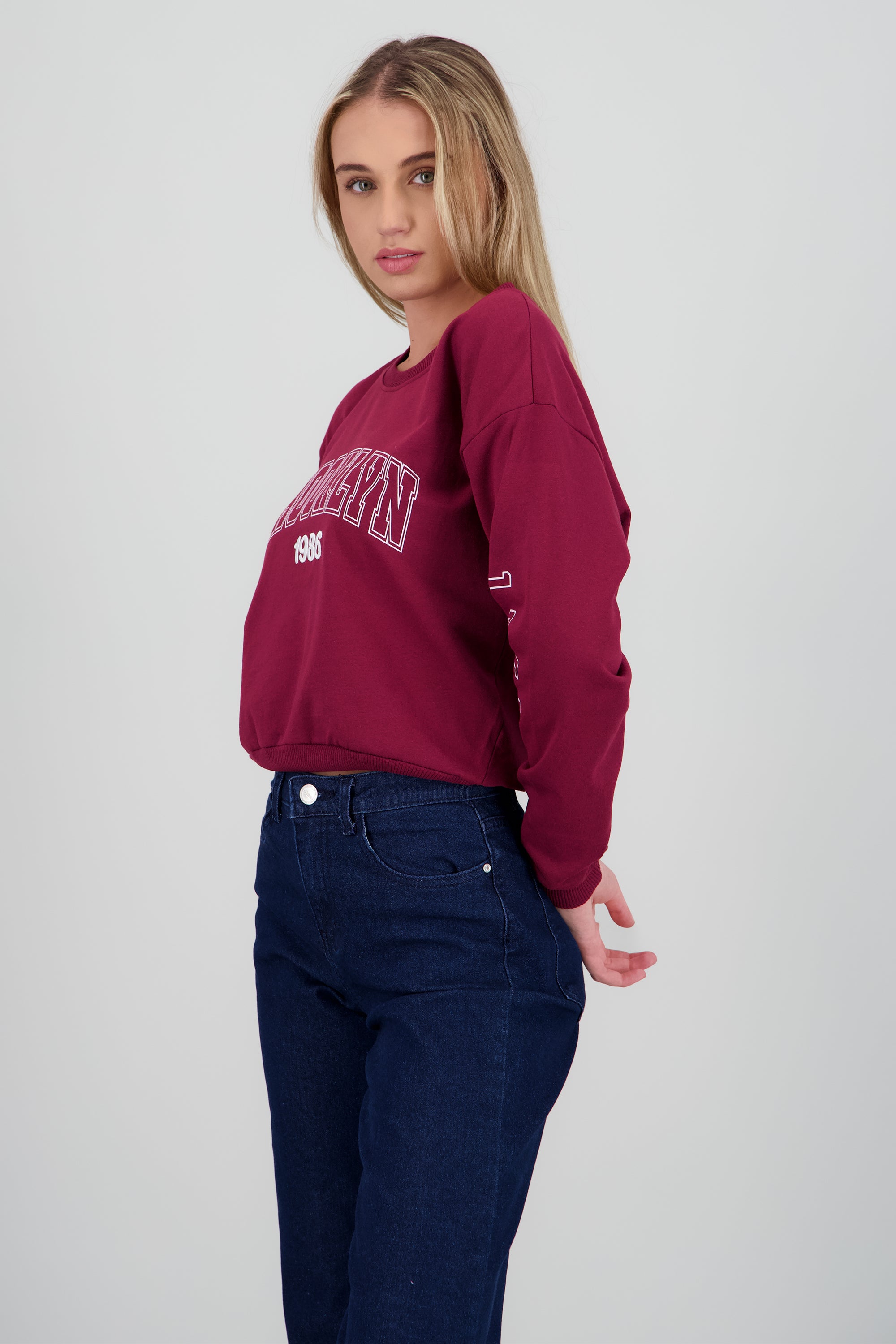 Sudadera brooklyn conjunto scrunchie VINO