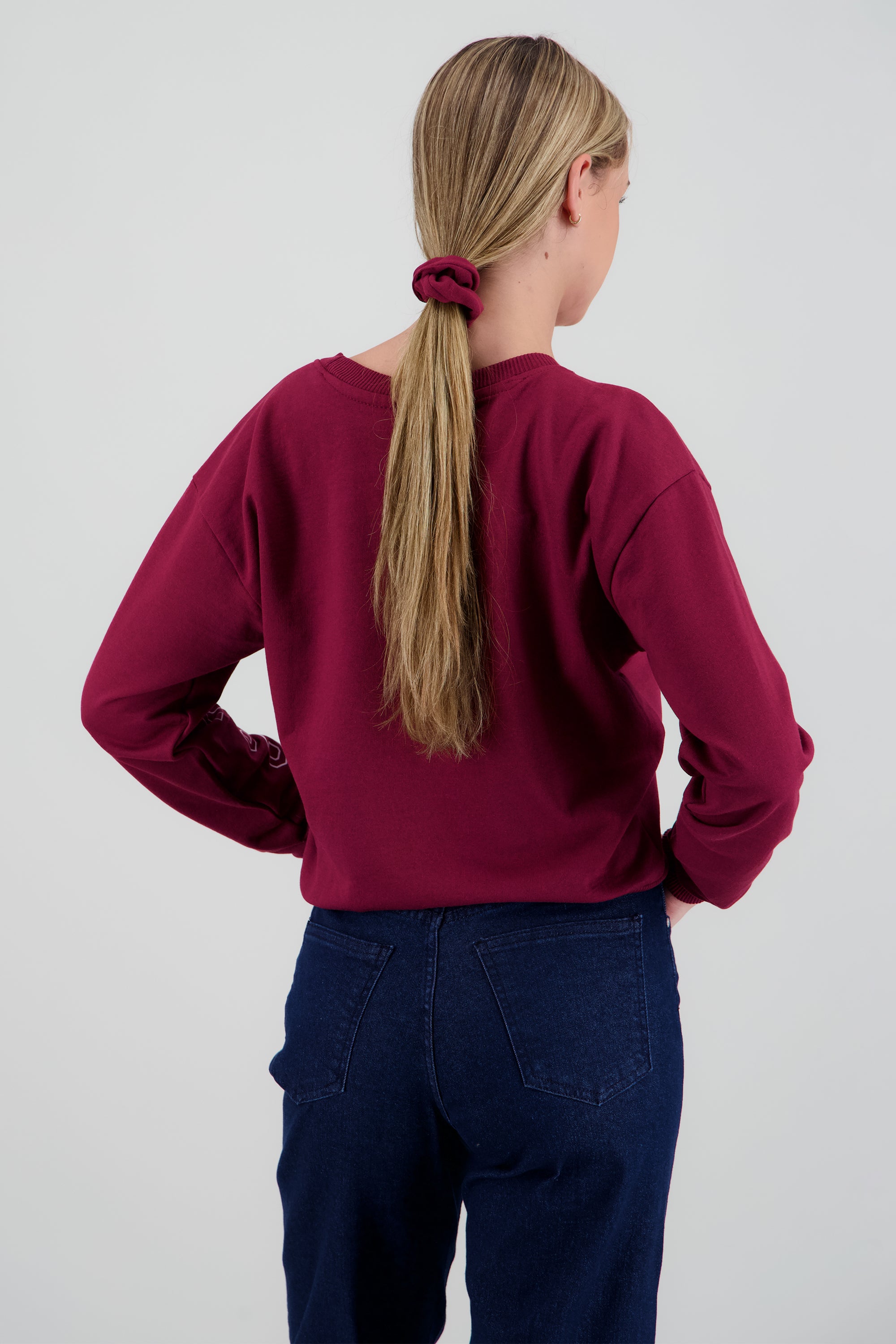 Sudadera brooklyn conjunto scrunchie VINO