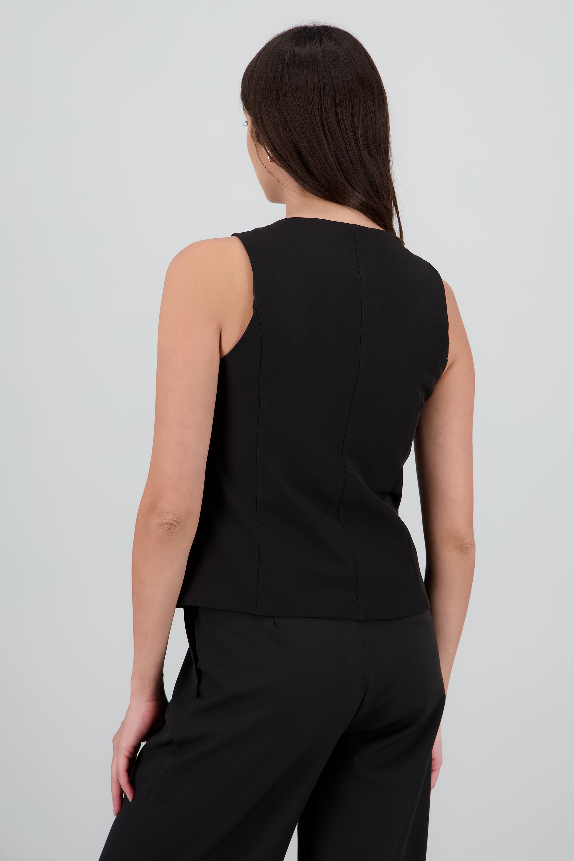 Chaleco cuello redondo boton forrado NEGRO