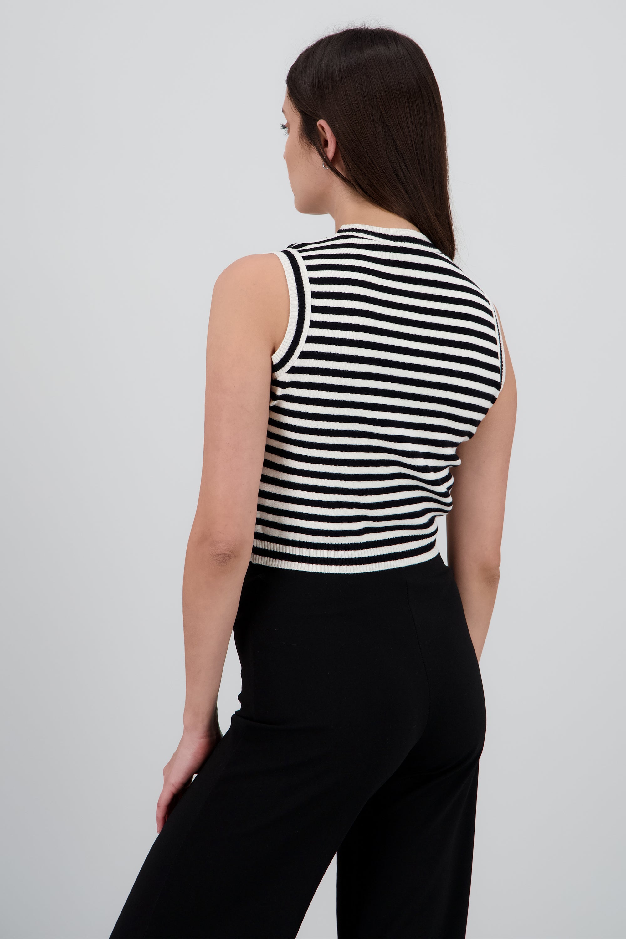 Chaleco crop tejido rayas NEGRO COMBO