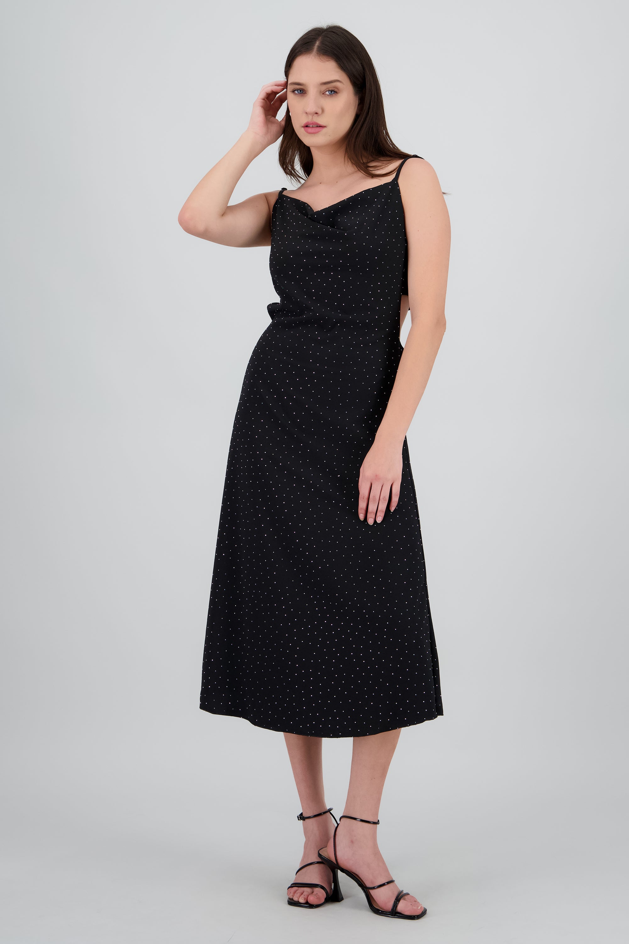 Vestido maxi tirantes escote columpios NEGRO