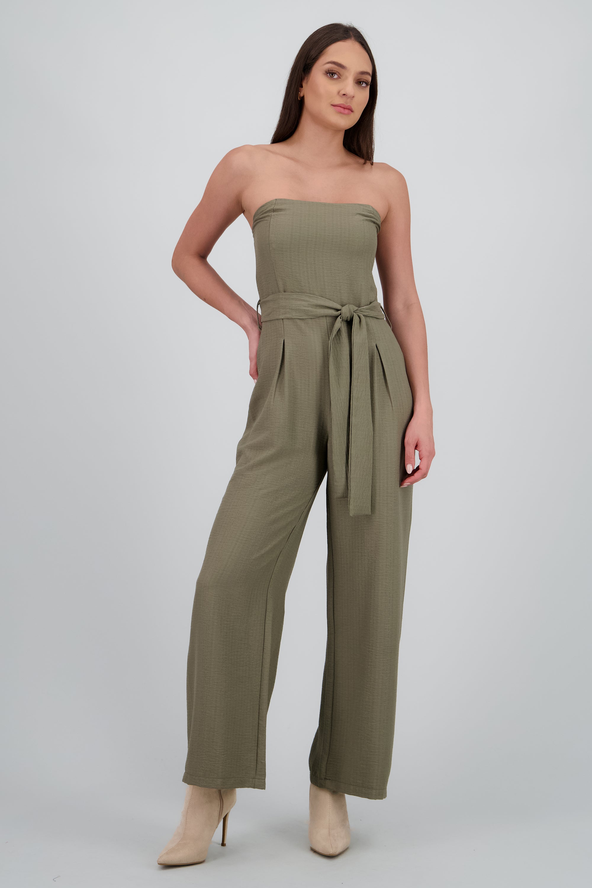 Jumpsuit strapless detalle textura OLIVO