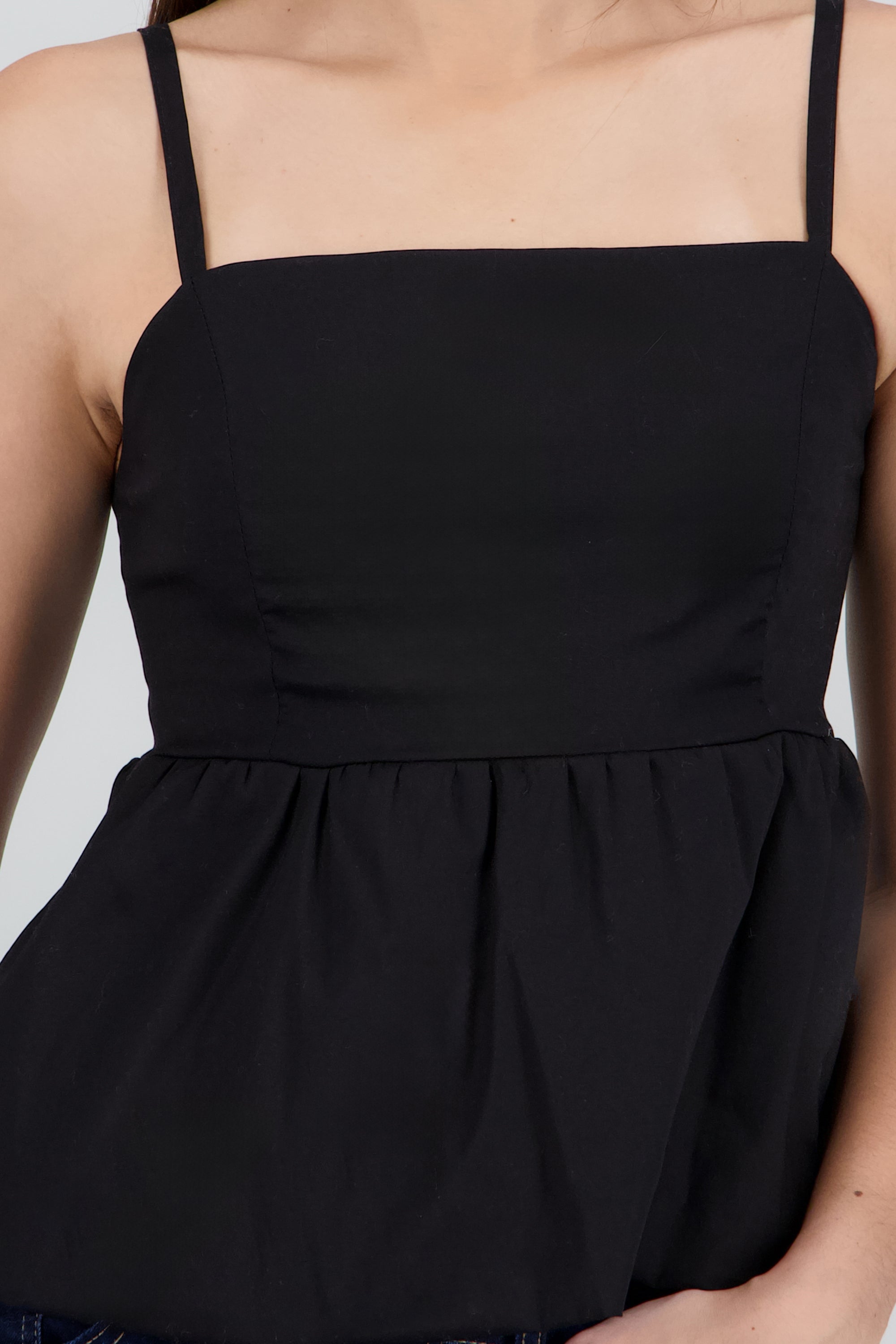 Top tirantes con olan globo NEGRO