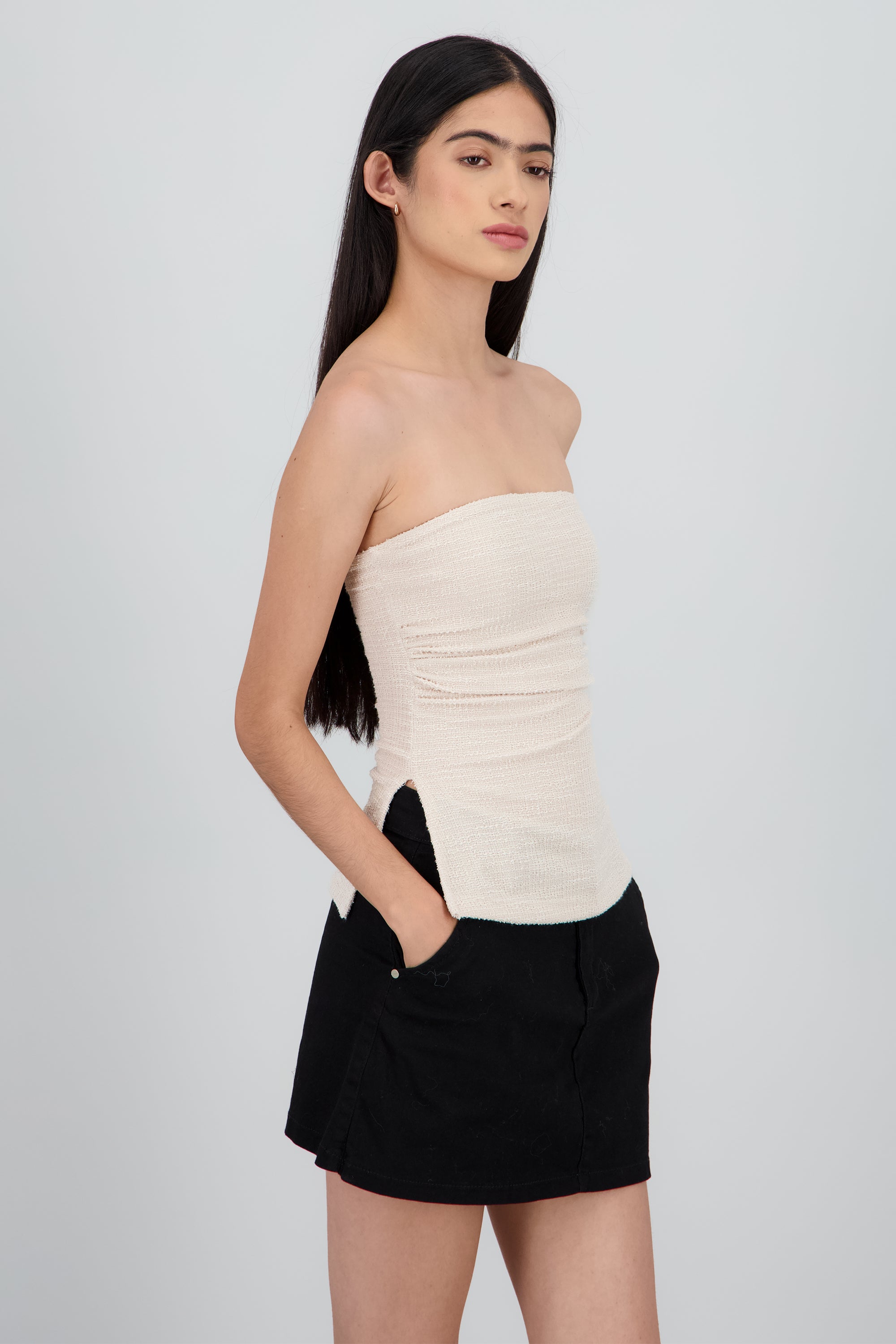 Top tubo detalle drapeado textura HUESO