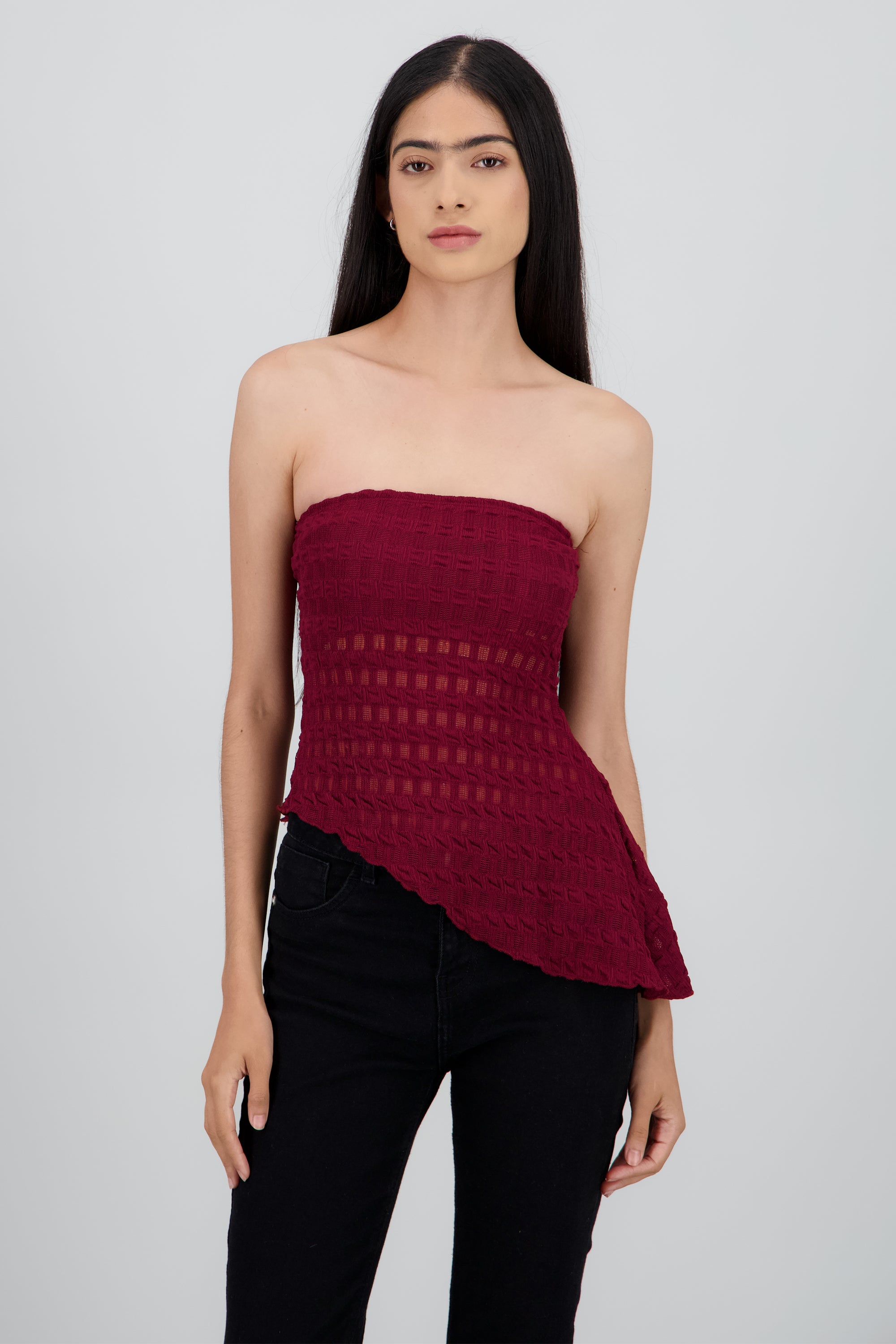 Top strapless asimetrico encaje VINO