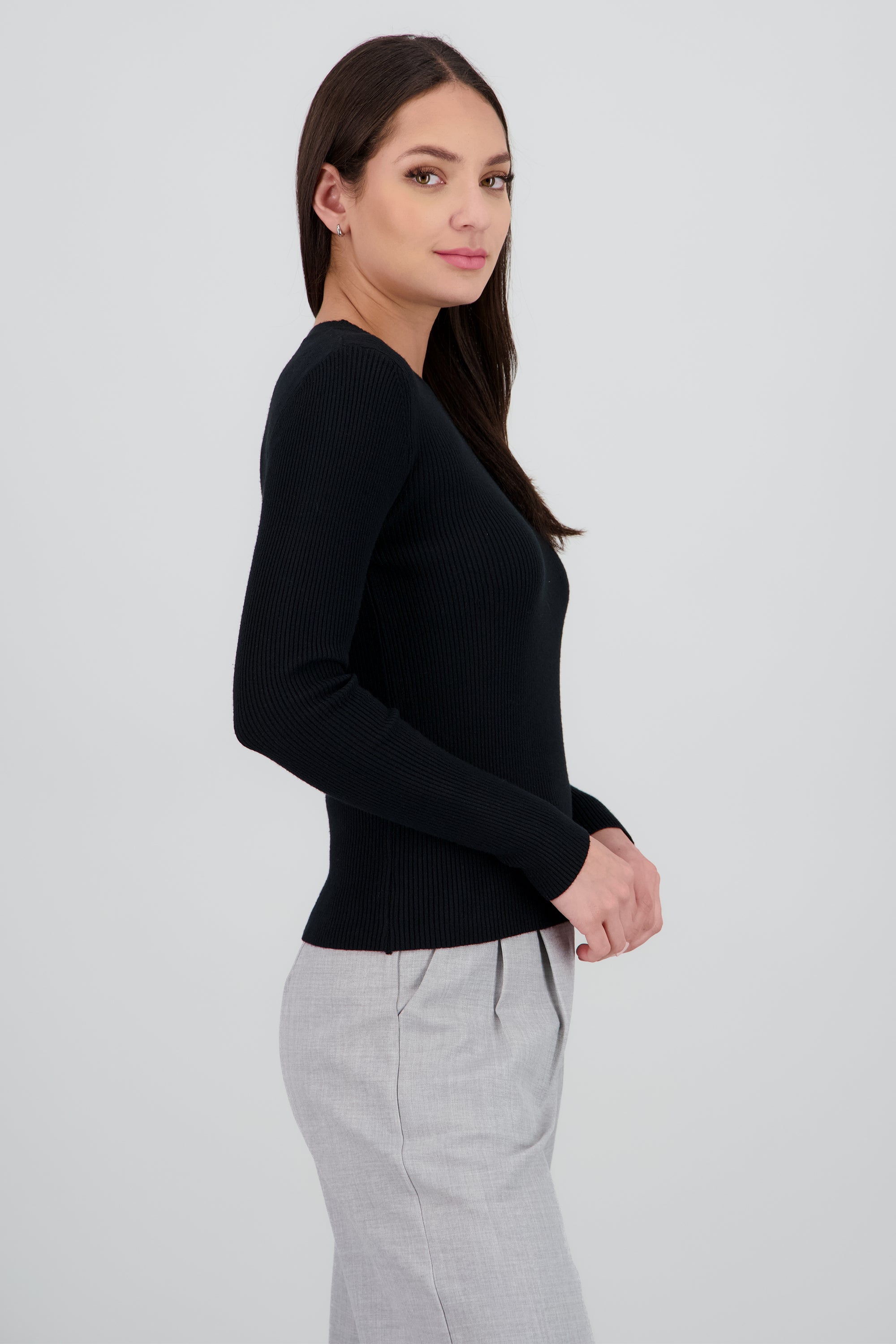 Top tejido cuello redondo manga larga NEGRO