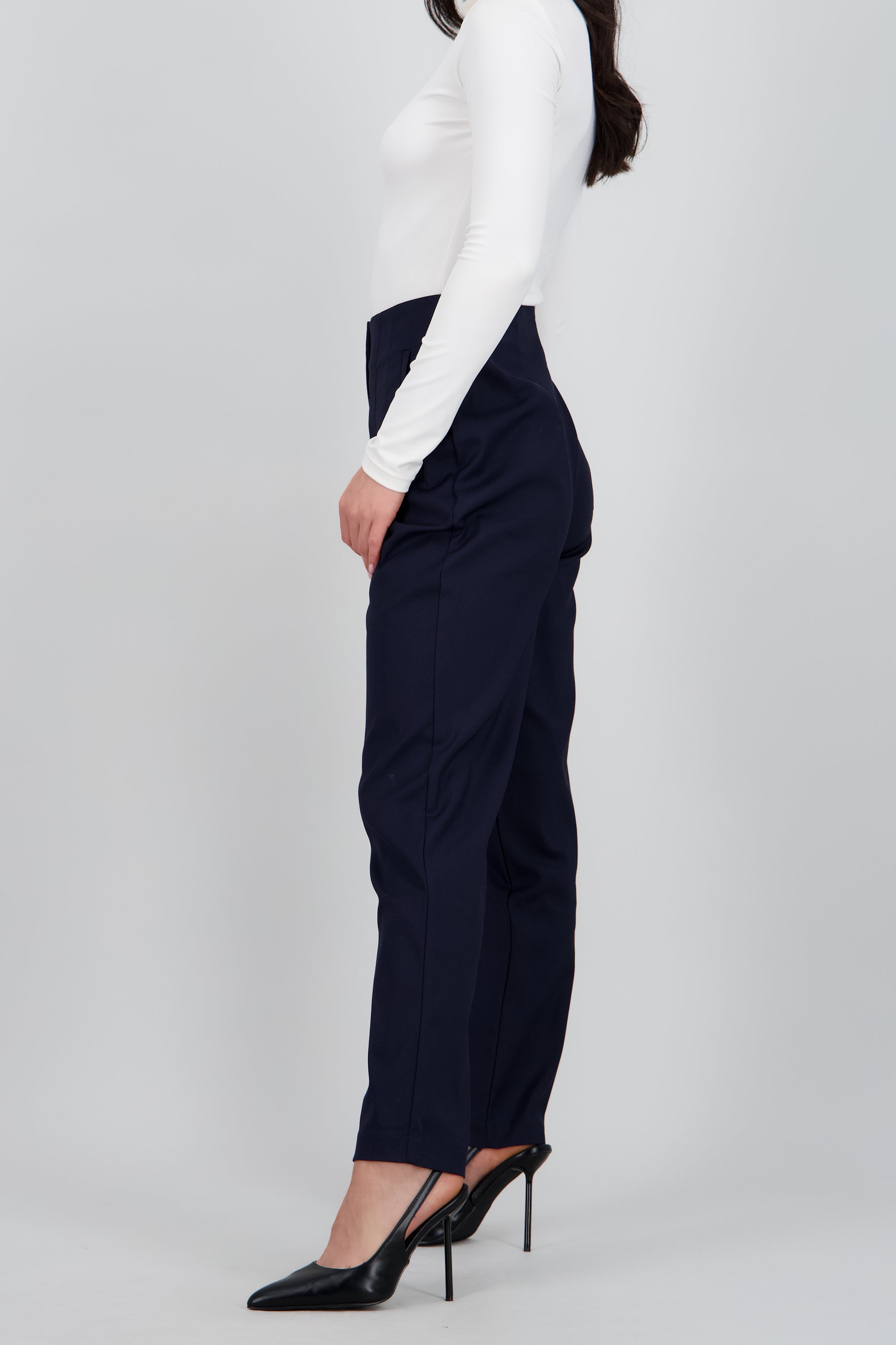 Pantalon liso bolsas MARINO