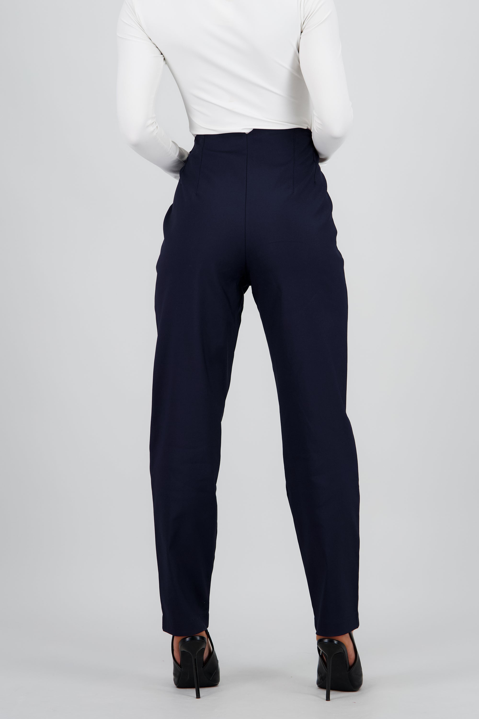 Pantalon liso bolsas MARINO