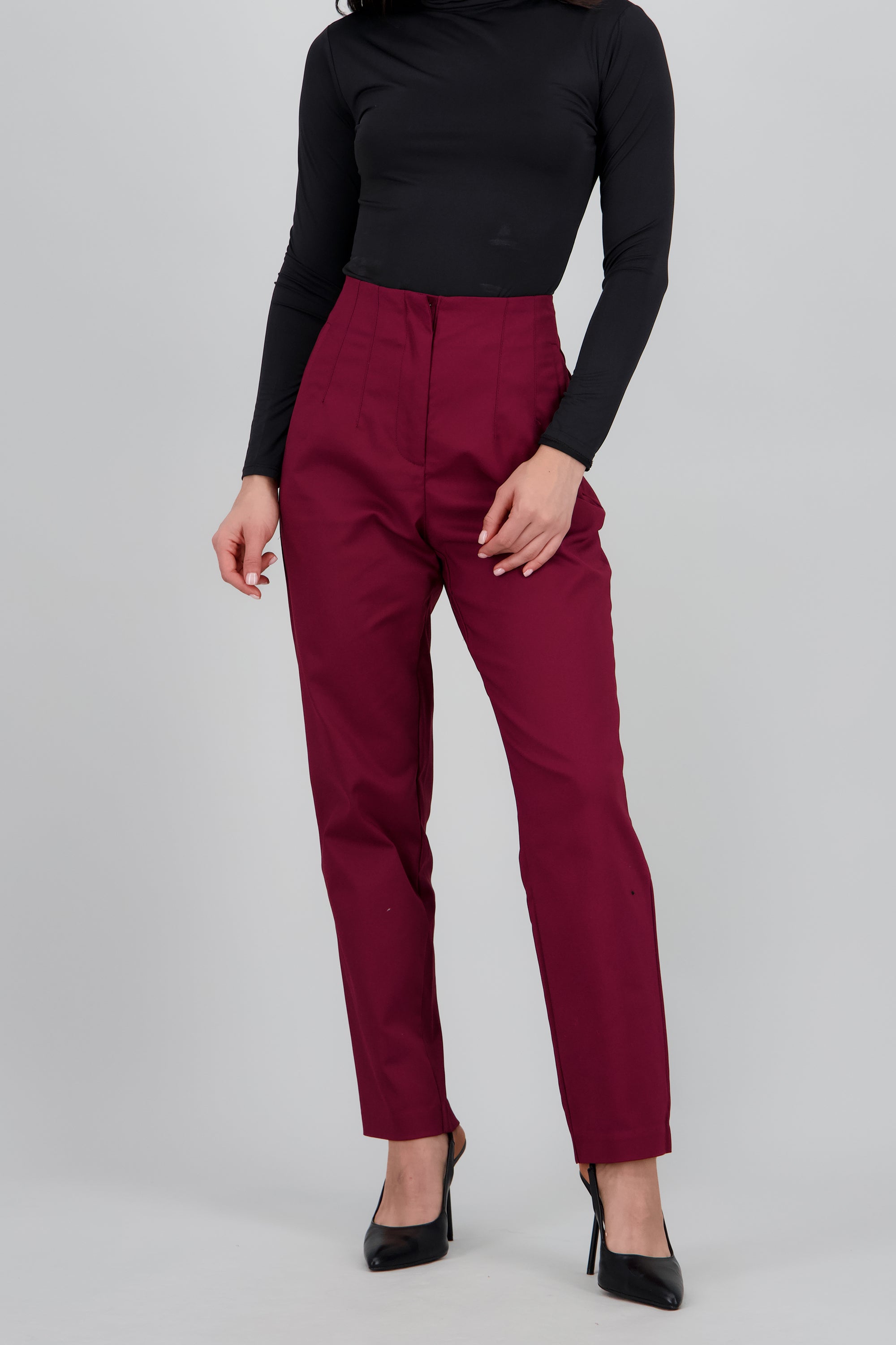 Pantalon liso bolsas VINO