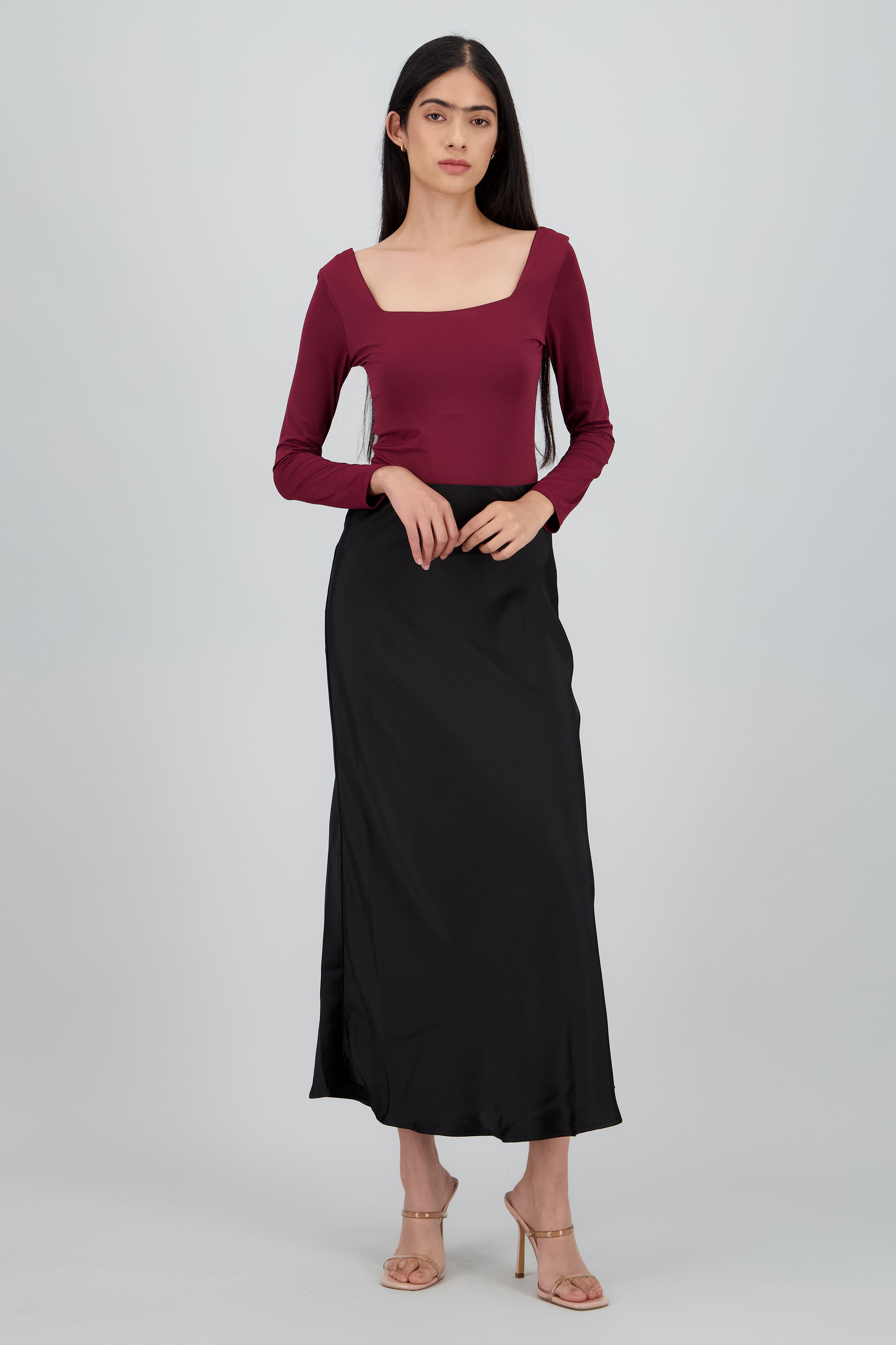 Falda midi satin abertura NEGRO