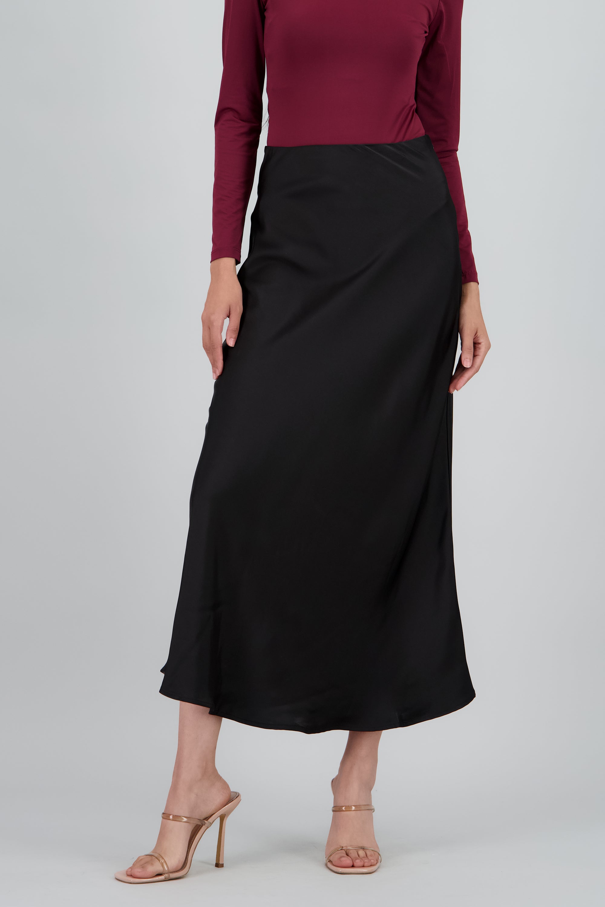 Falda midi satin abertura NEGRO