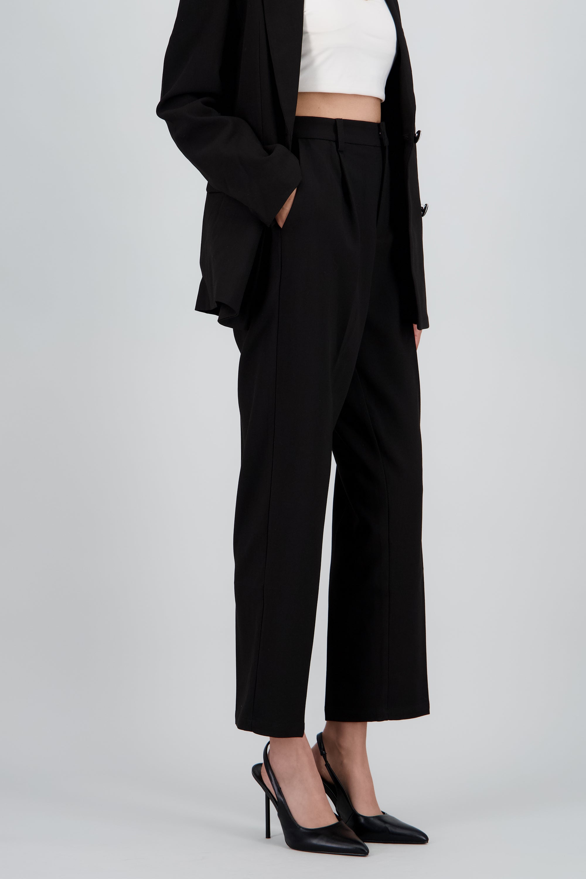 Pantalon sastreado liso NEGRO