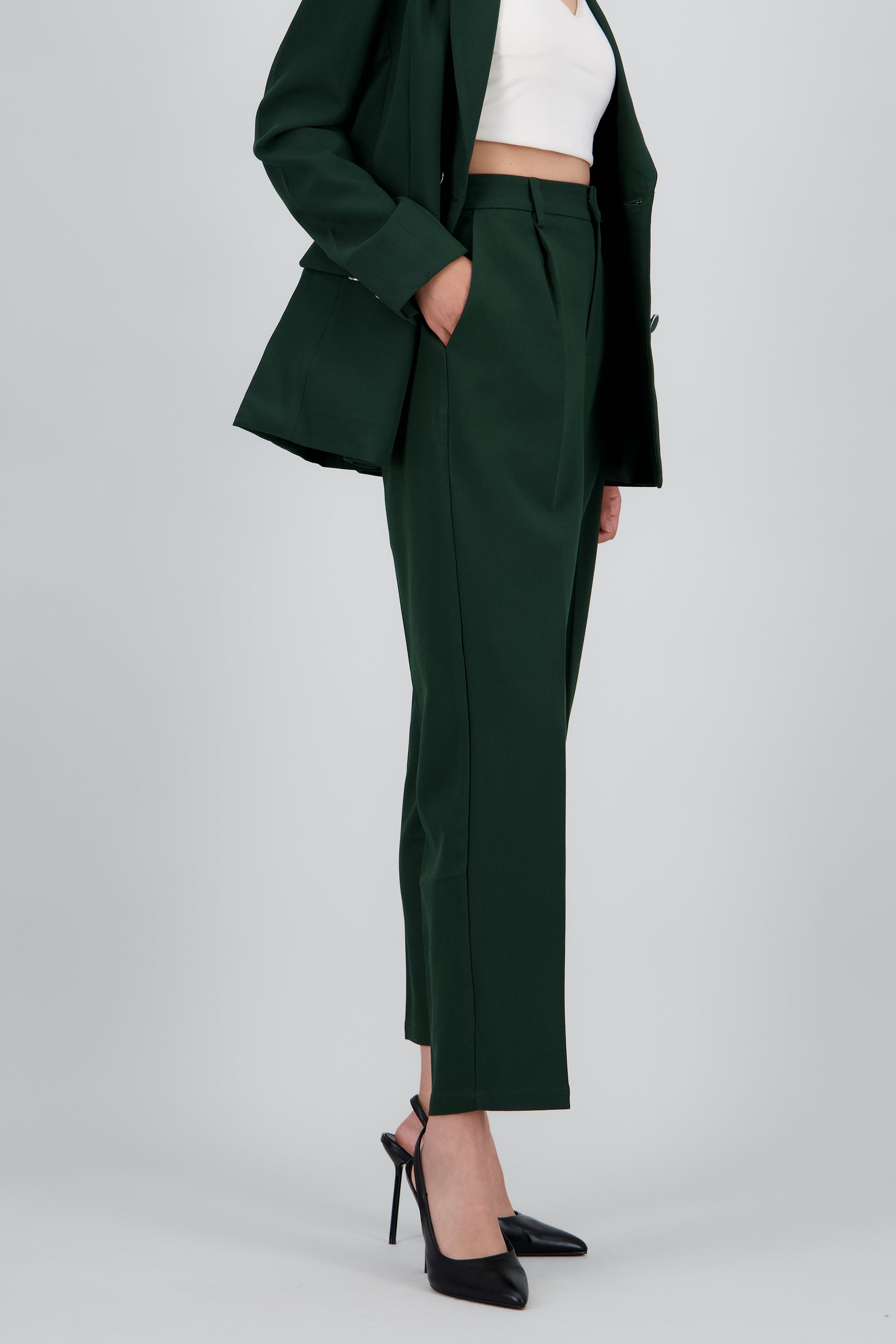 Pantalon sastreado liso VERDE