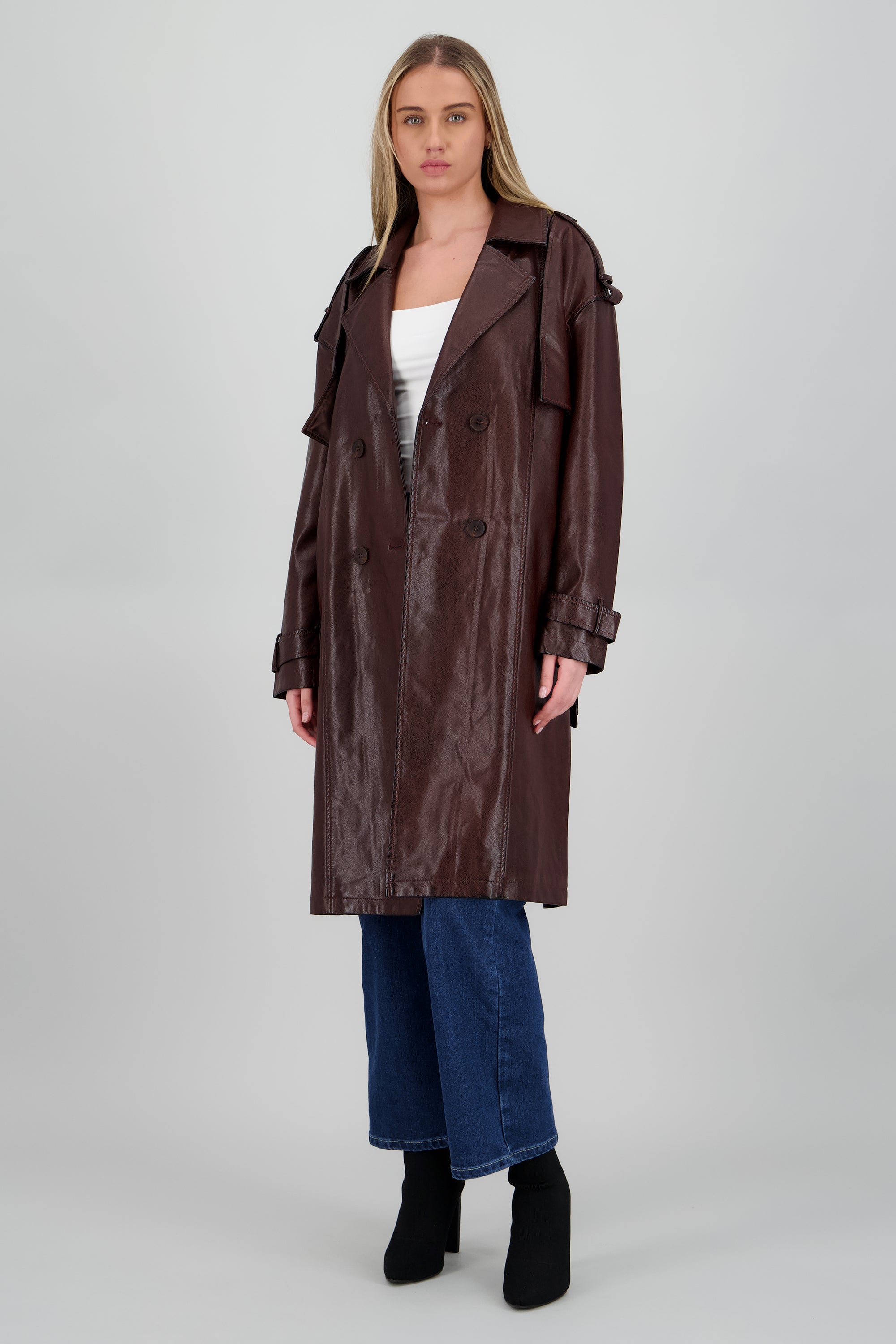 Gabardina lisa cruzada pu VINO