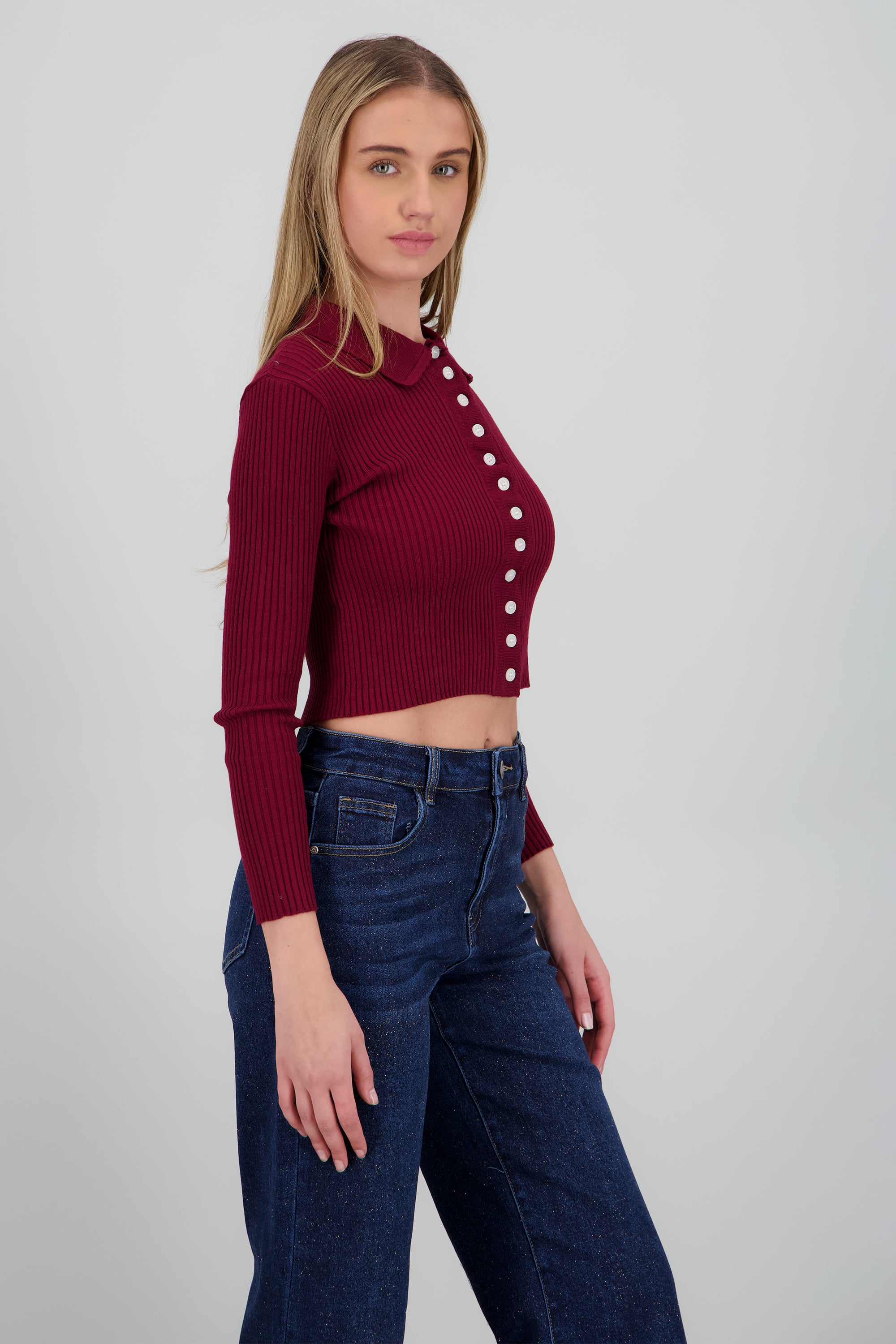 Top tejido tipo polo con botones VINO