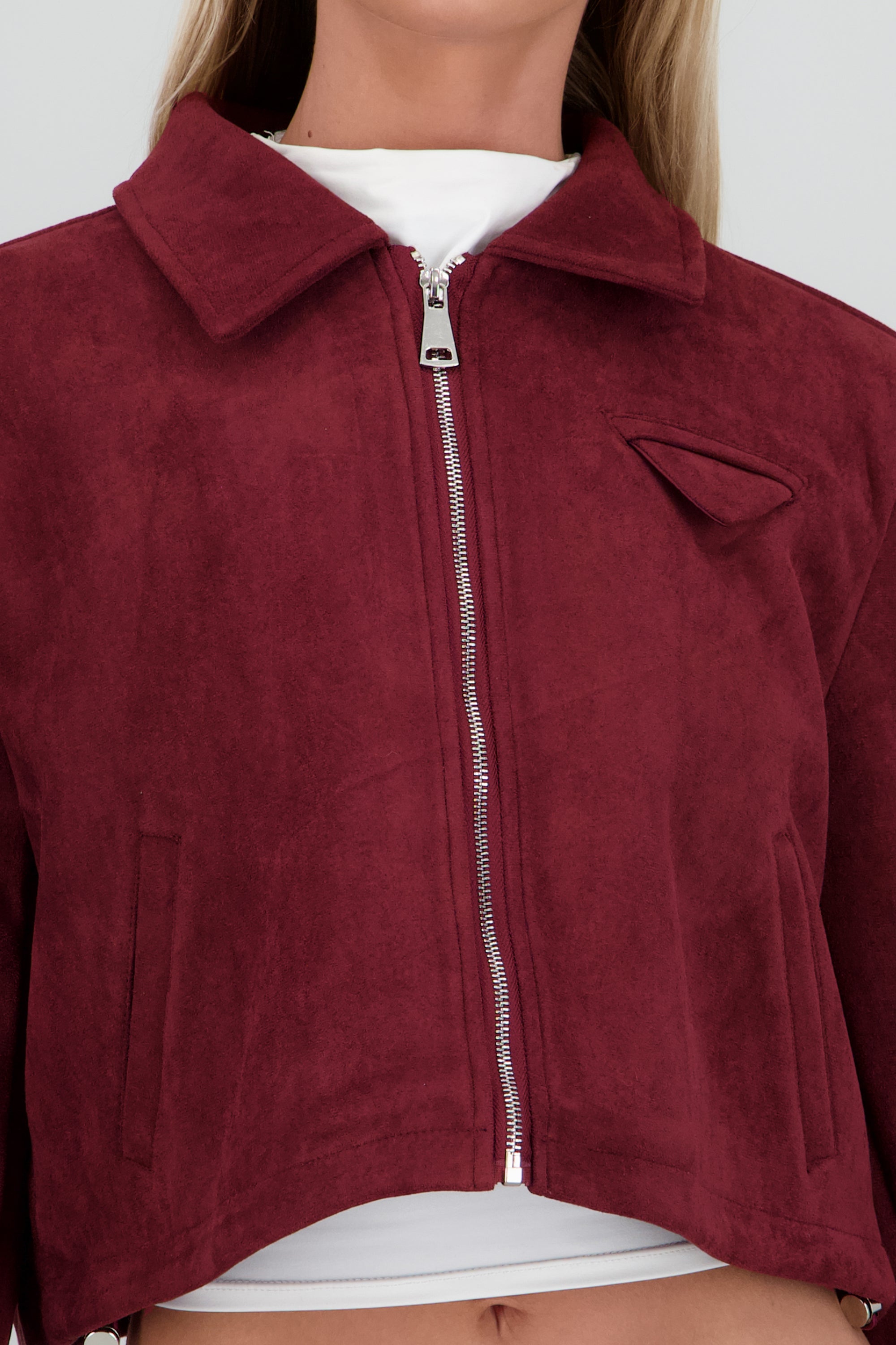 Chamarra lisa lisa cierre CIRUELA