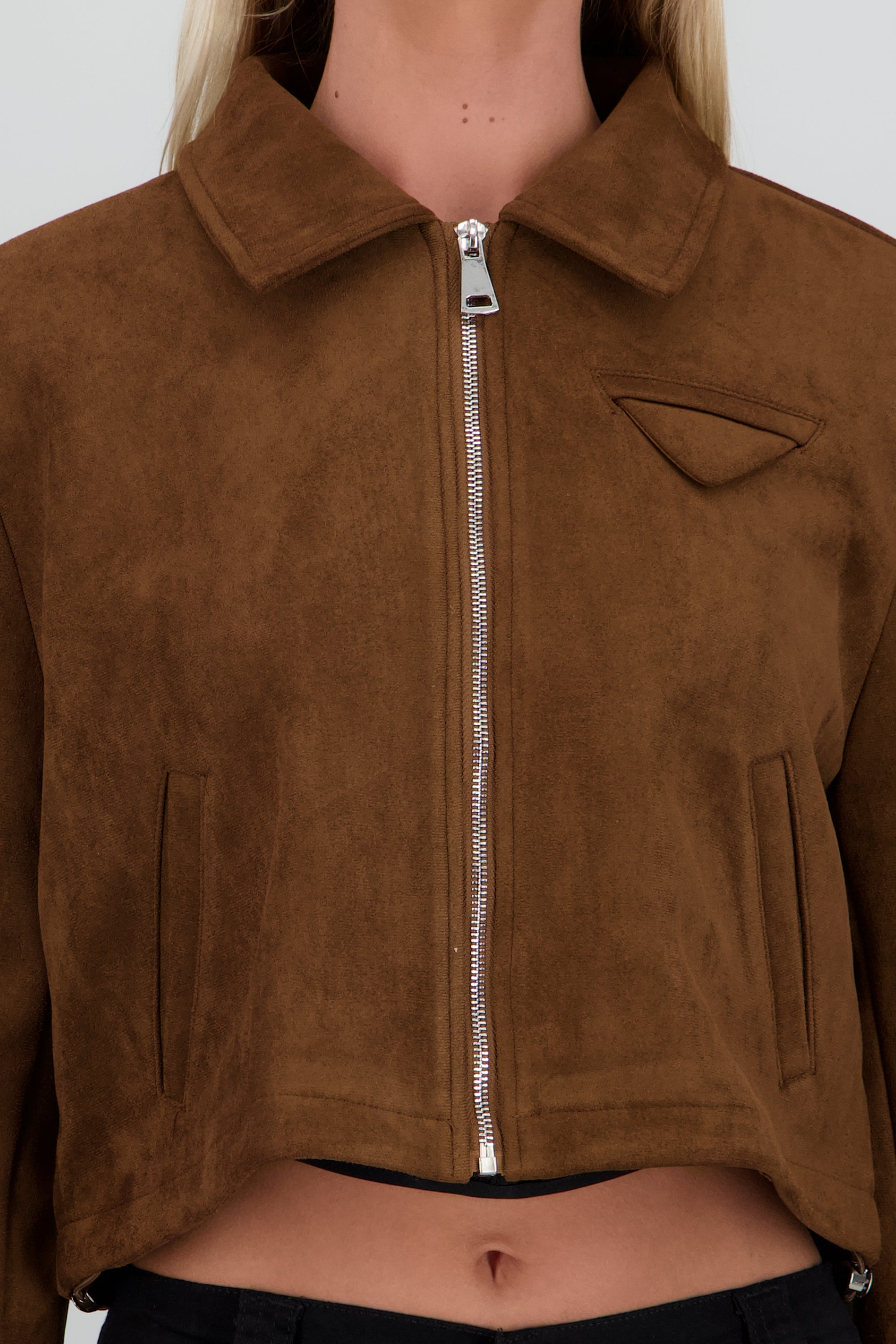 Chamarra lisa lisa cierre CHOCOLATE