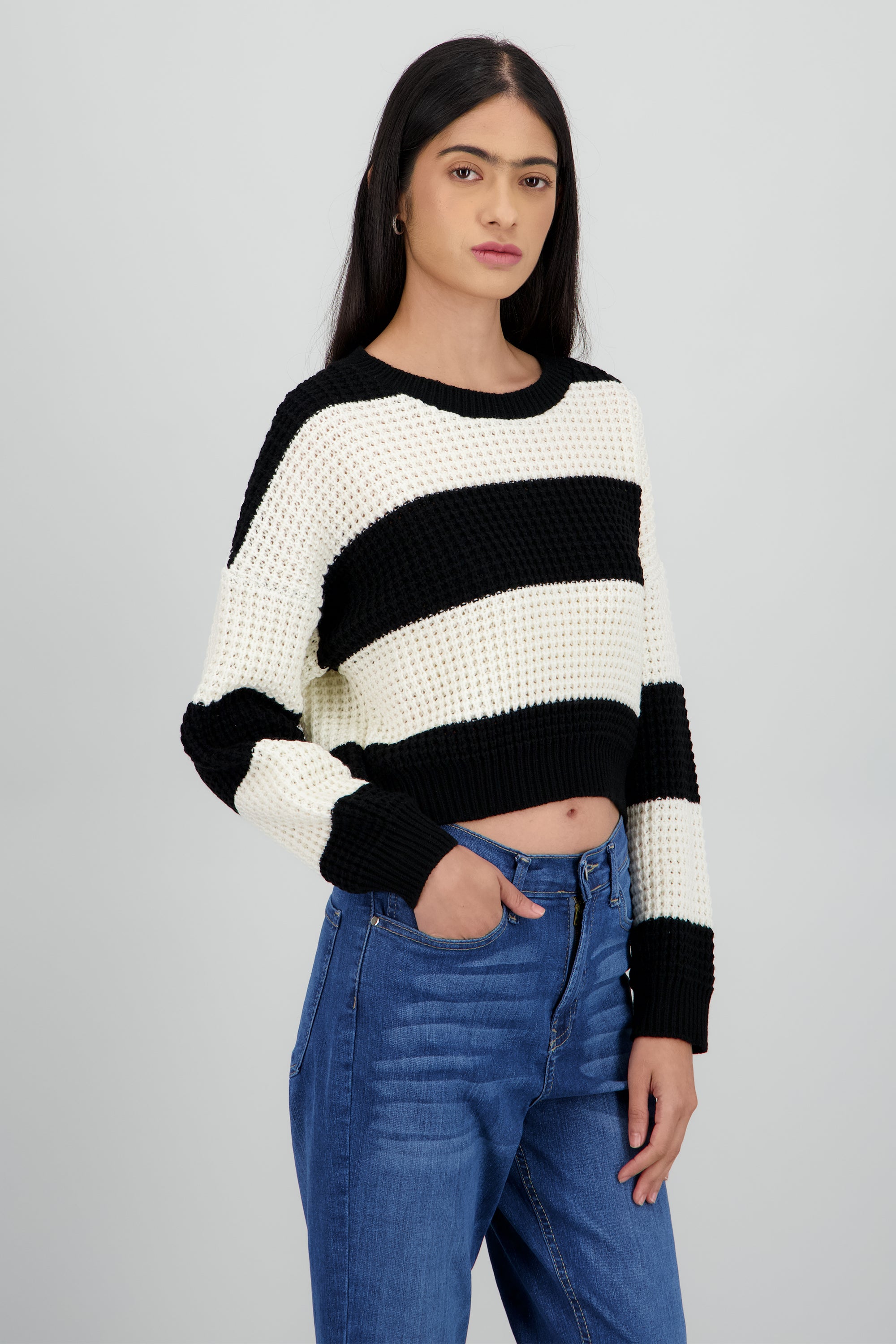 Sueter tejido ancho lineas NEGRO