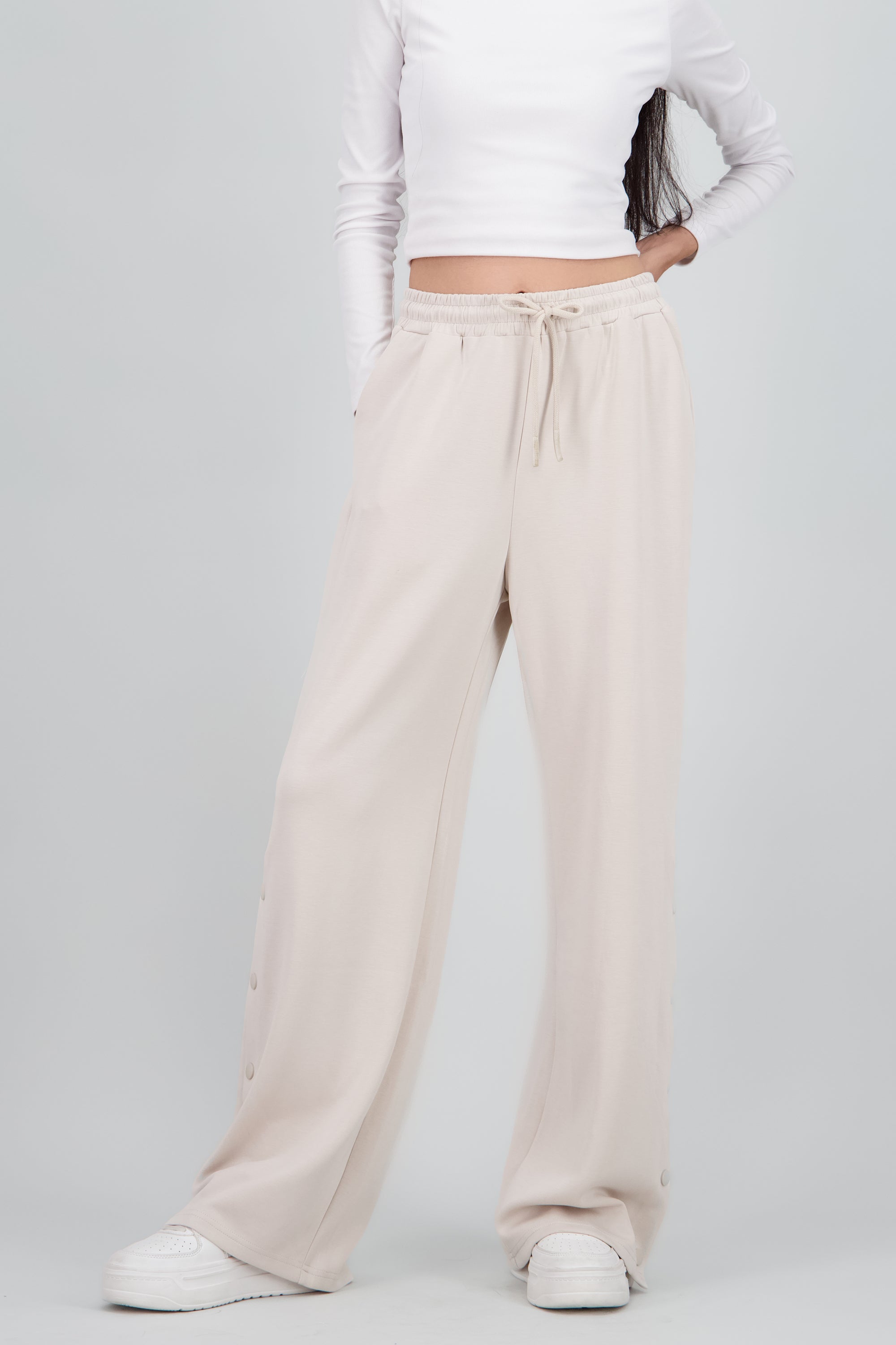 Pantalon liso recto BEIGE