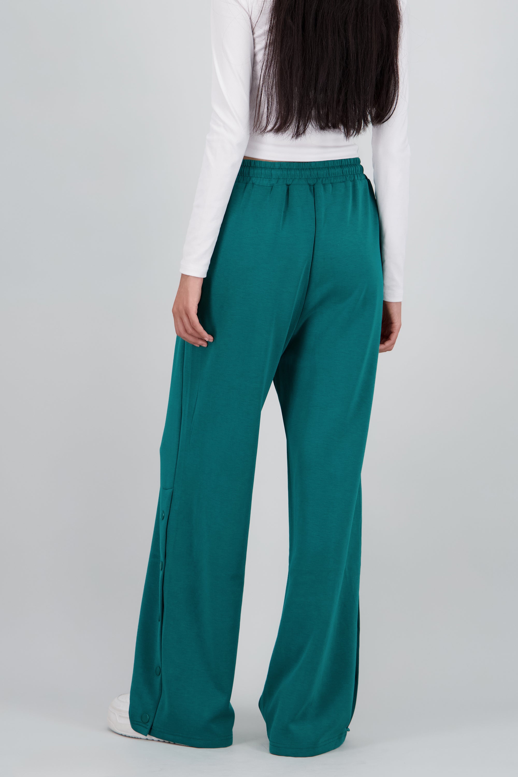 Pantalon liso recto VERDE