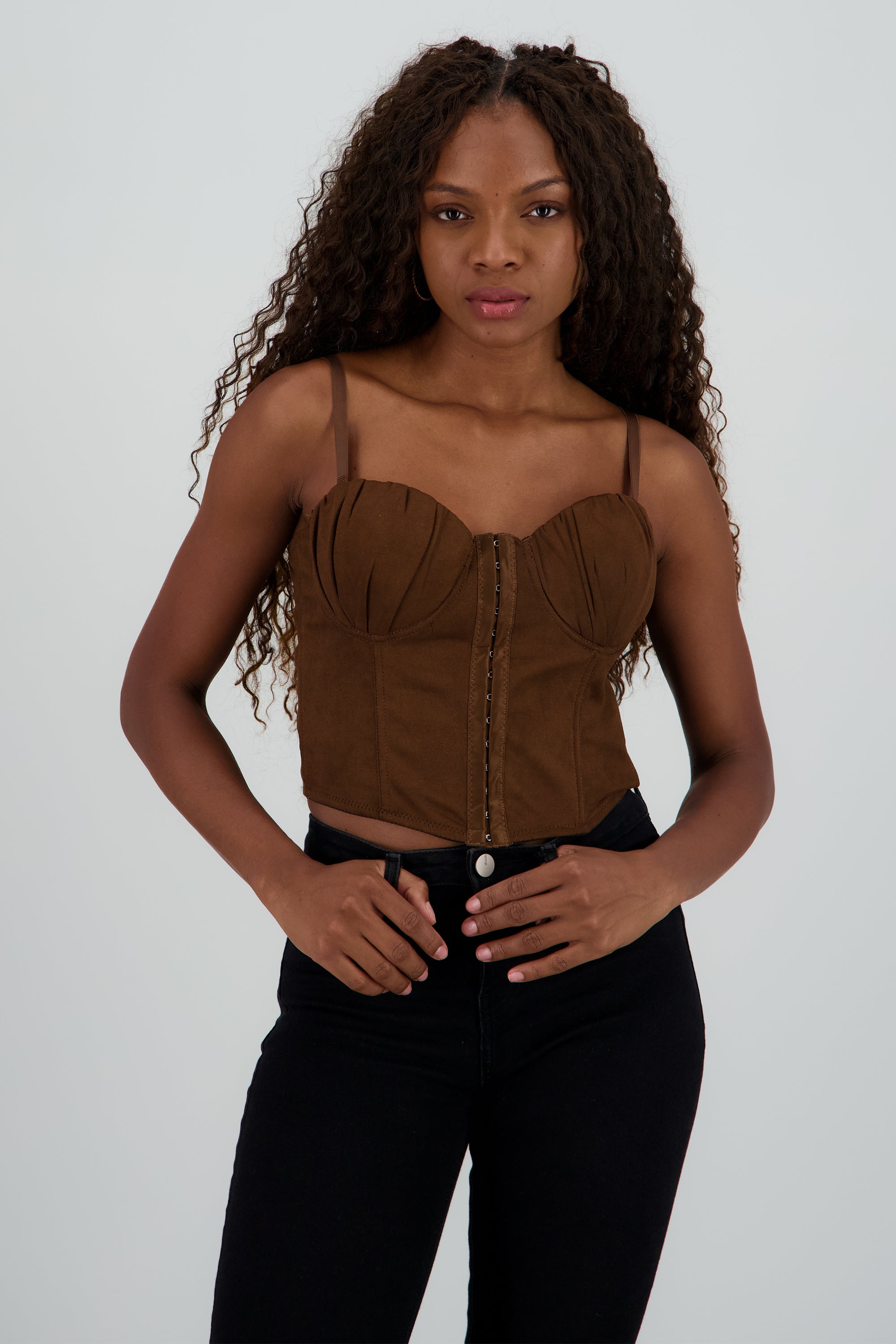 Corset de suede detalle plisado en copas CAFE